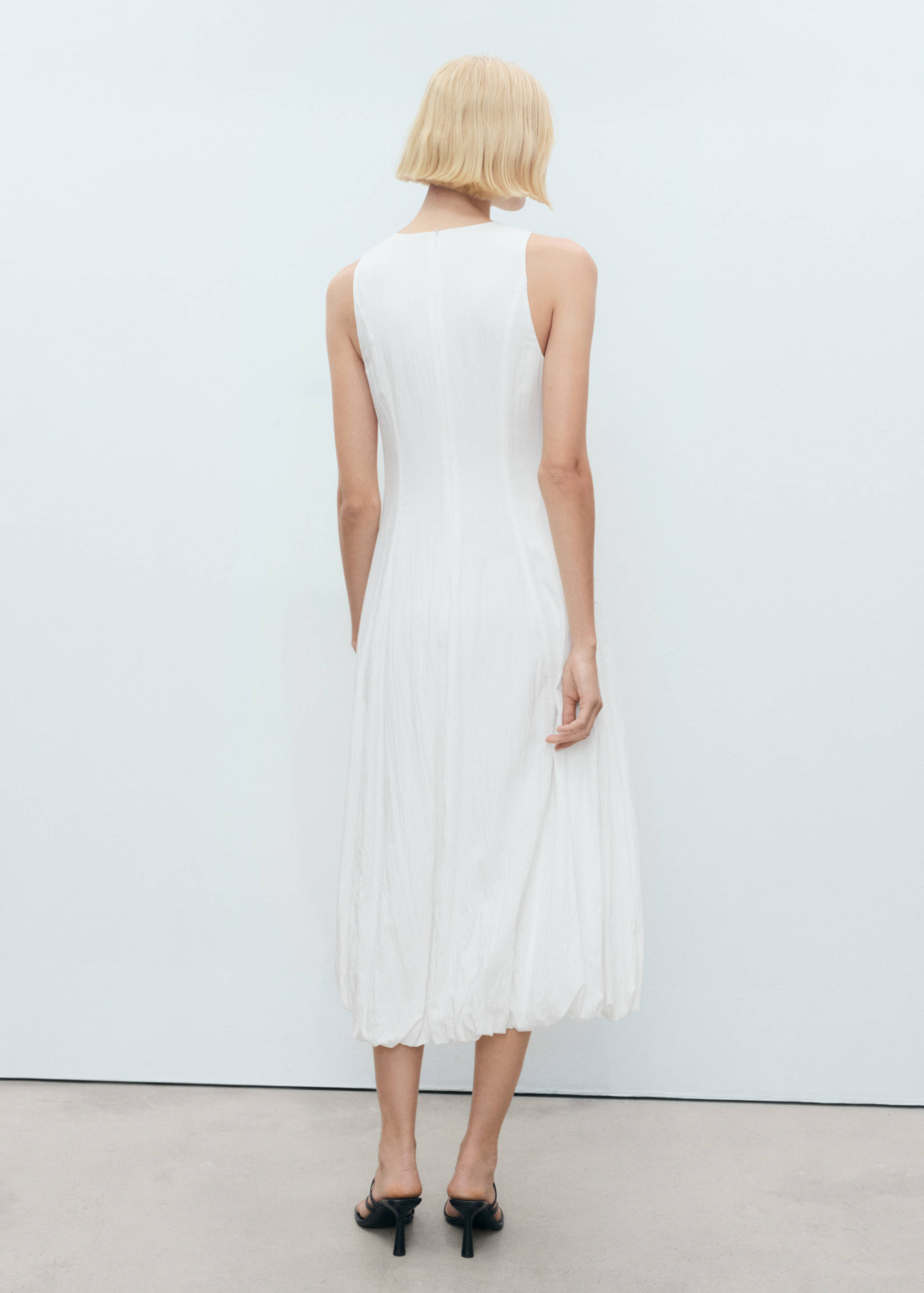 Long balloon dress - Reverse of the article