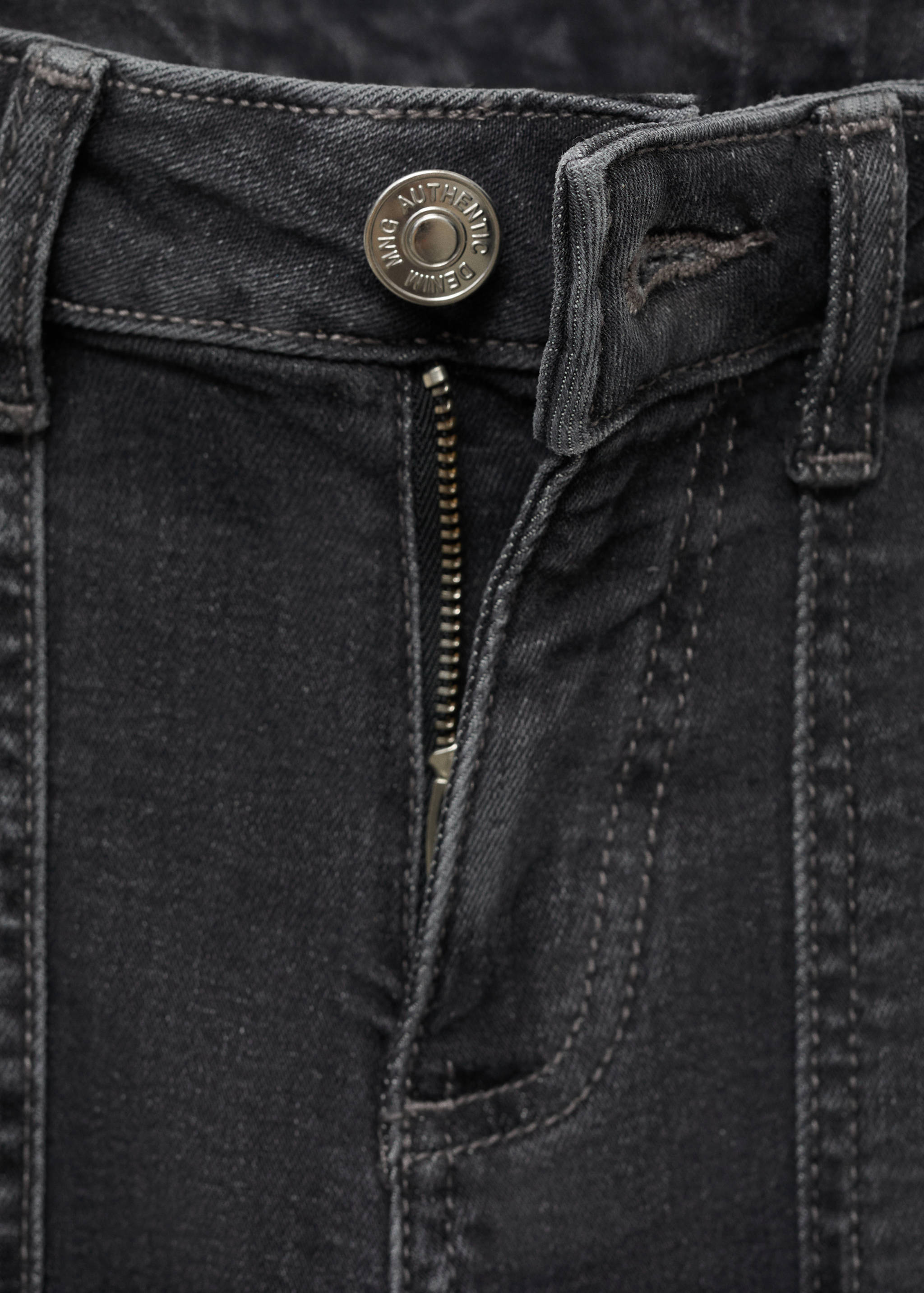 Culotte jeans with embroidered stars - Details of the article 8
