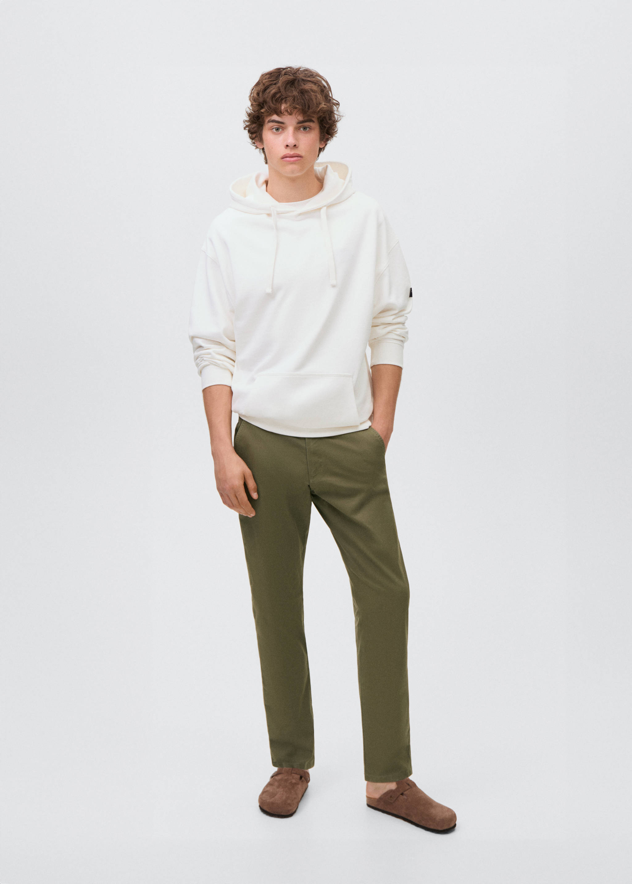 Stretchy chinos - General plane