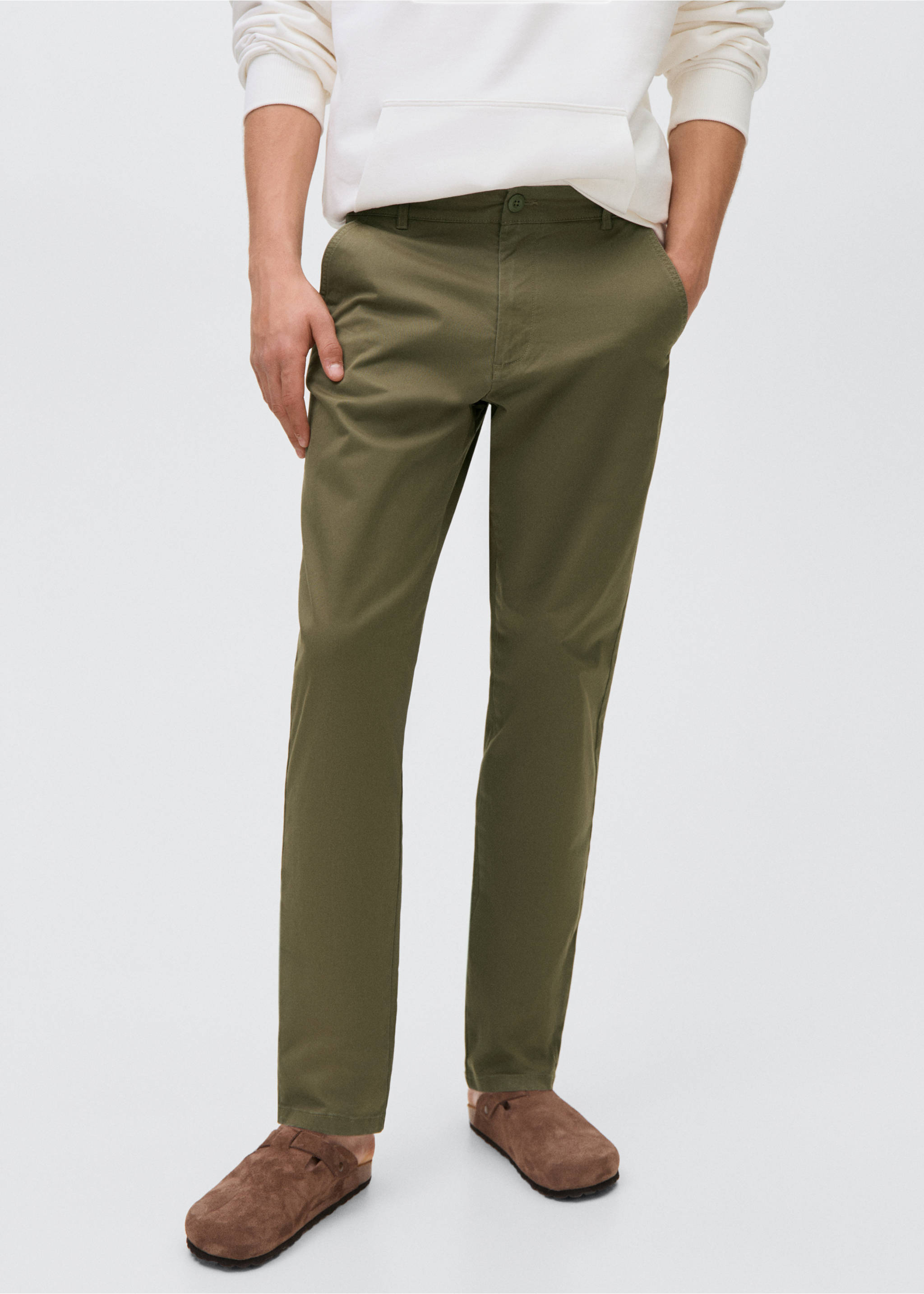 Stretchy chinos - Medium plane, Khaki. Ref: 17011216-00.