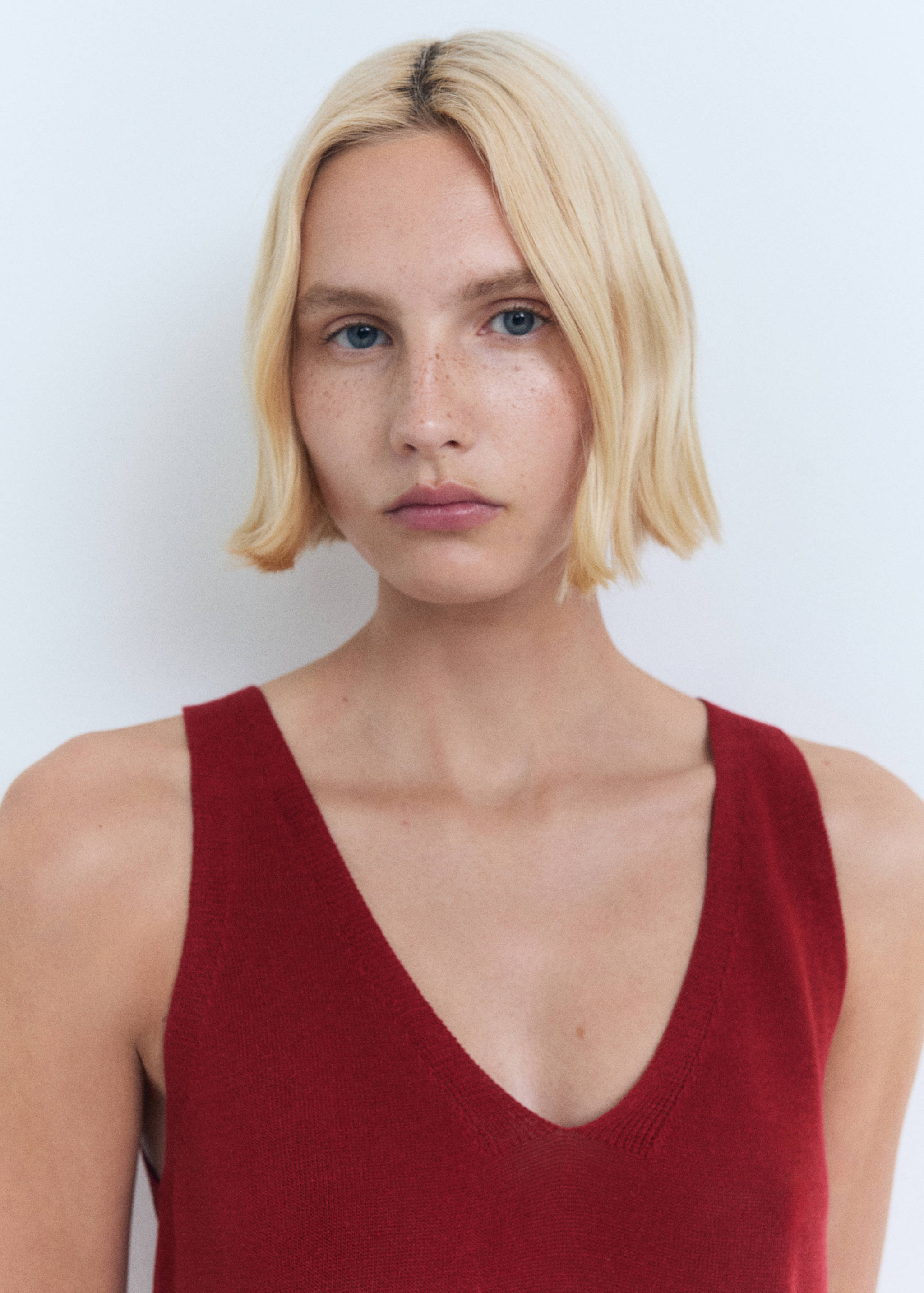 V-neck knit top - Details of the article 6