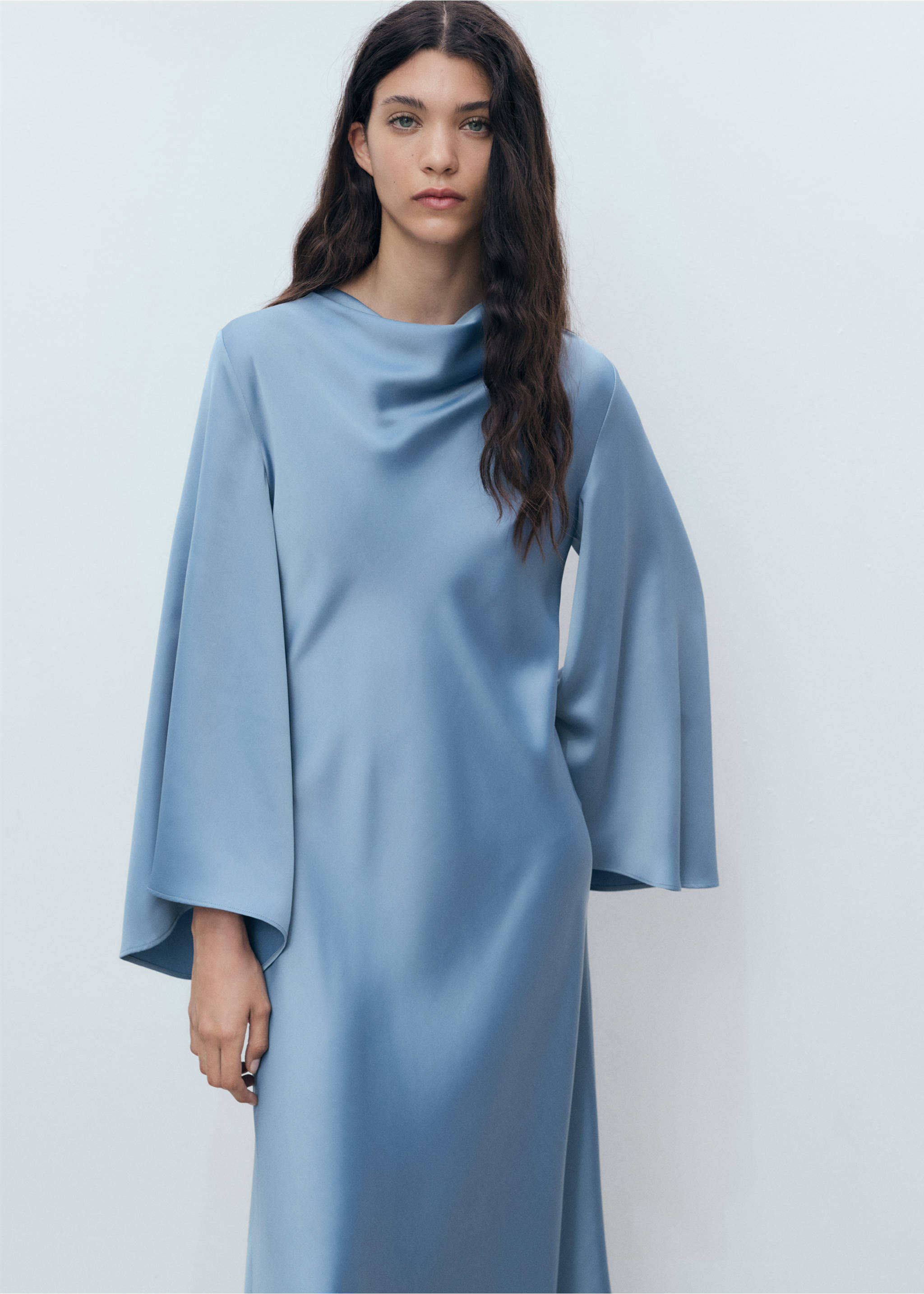 Long satin dress - Medium plane, Blue. Ref: 17011269-00.