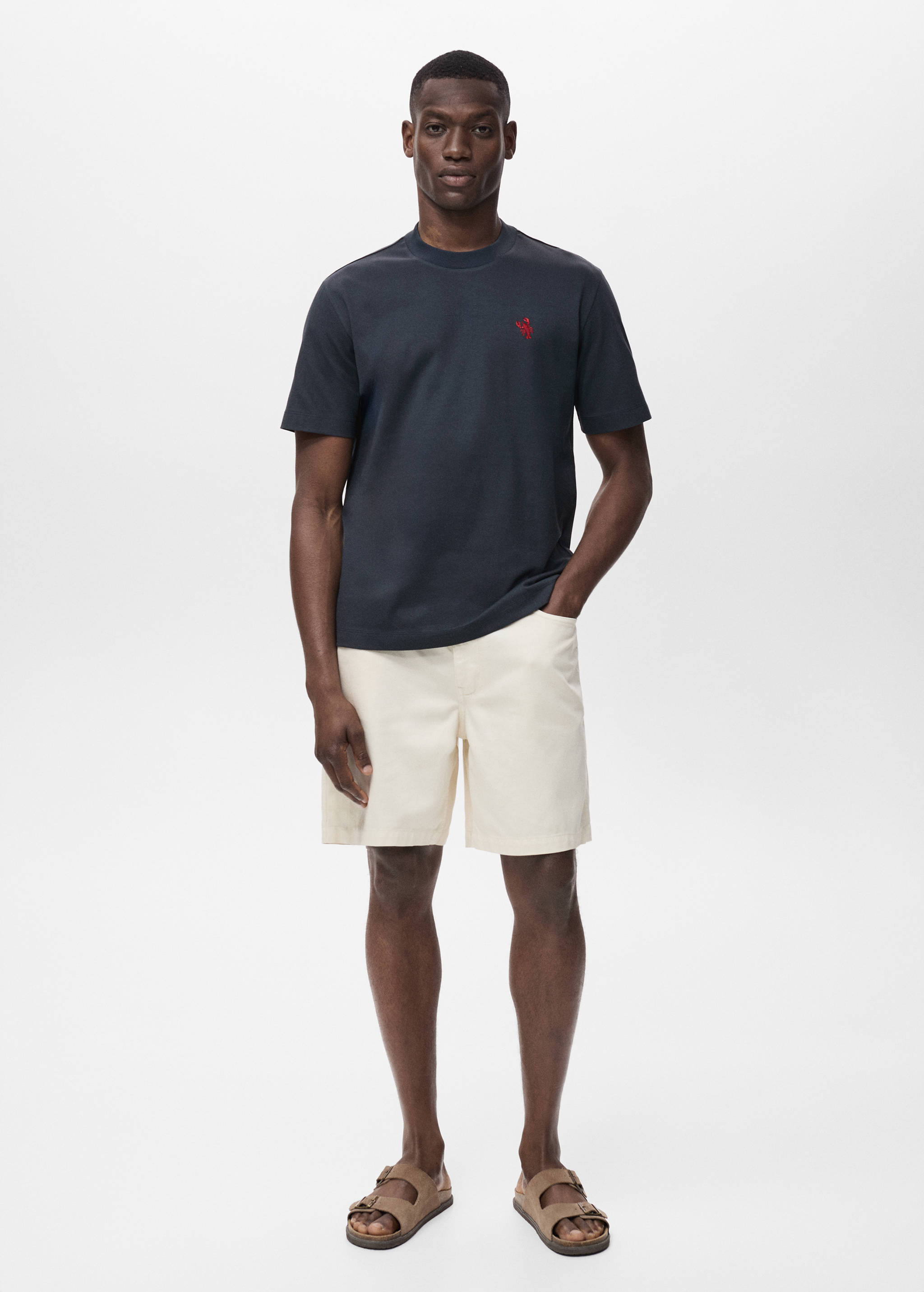 T-shirt 100 % coton détail brodé - Plan général