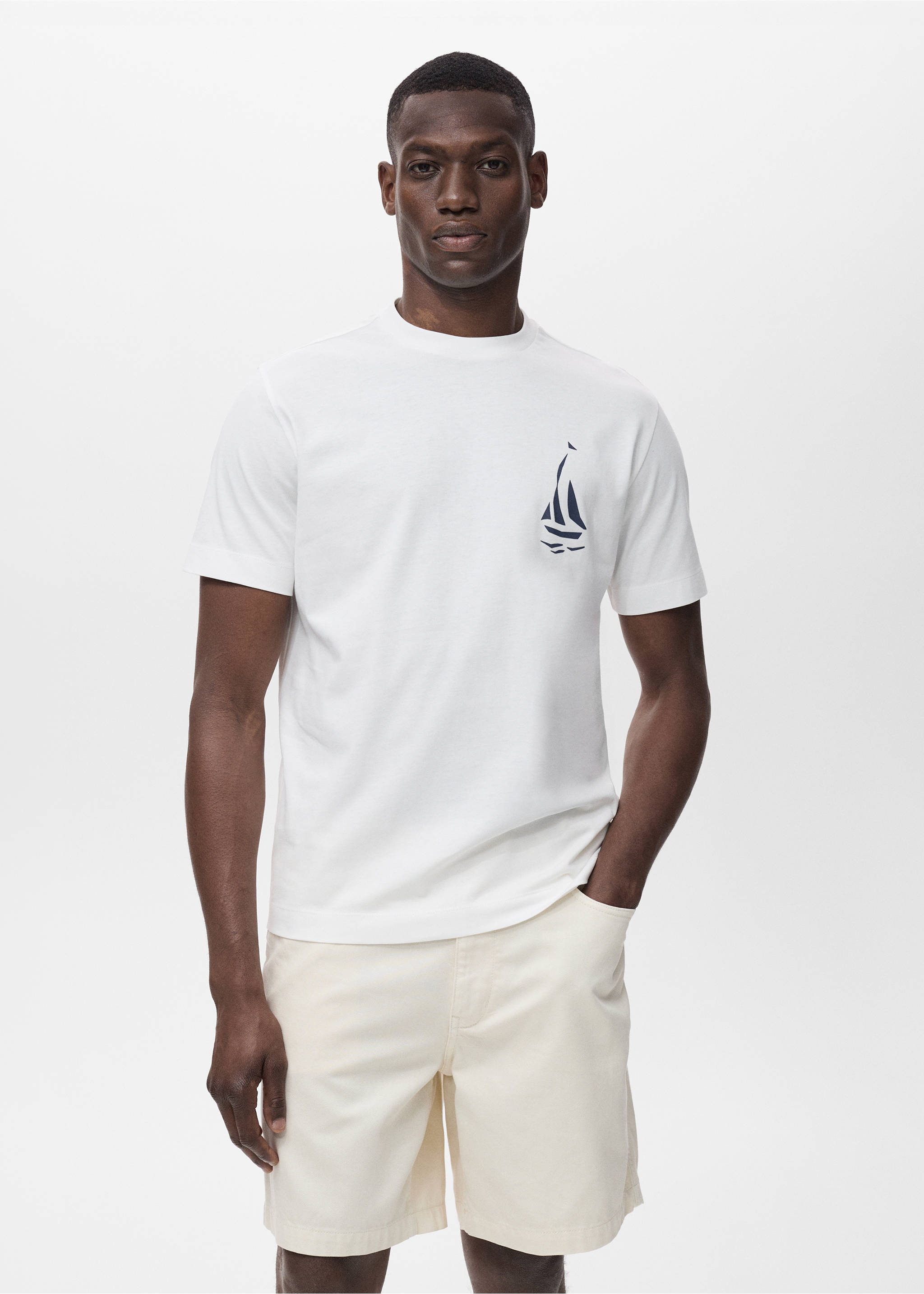 T-shirt 100 % coton imprimé poitrine - Plan moyen, Blanc. Ref: 17011278-00.