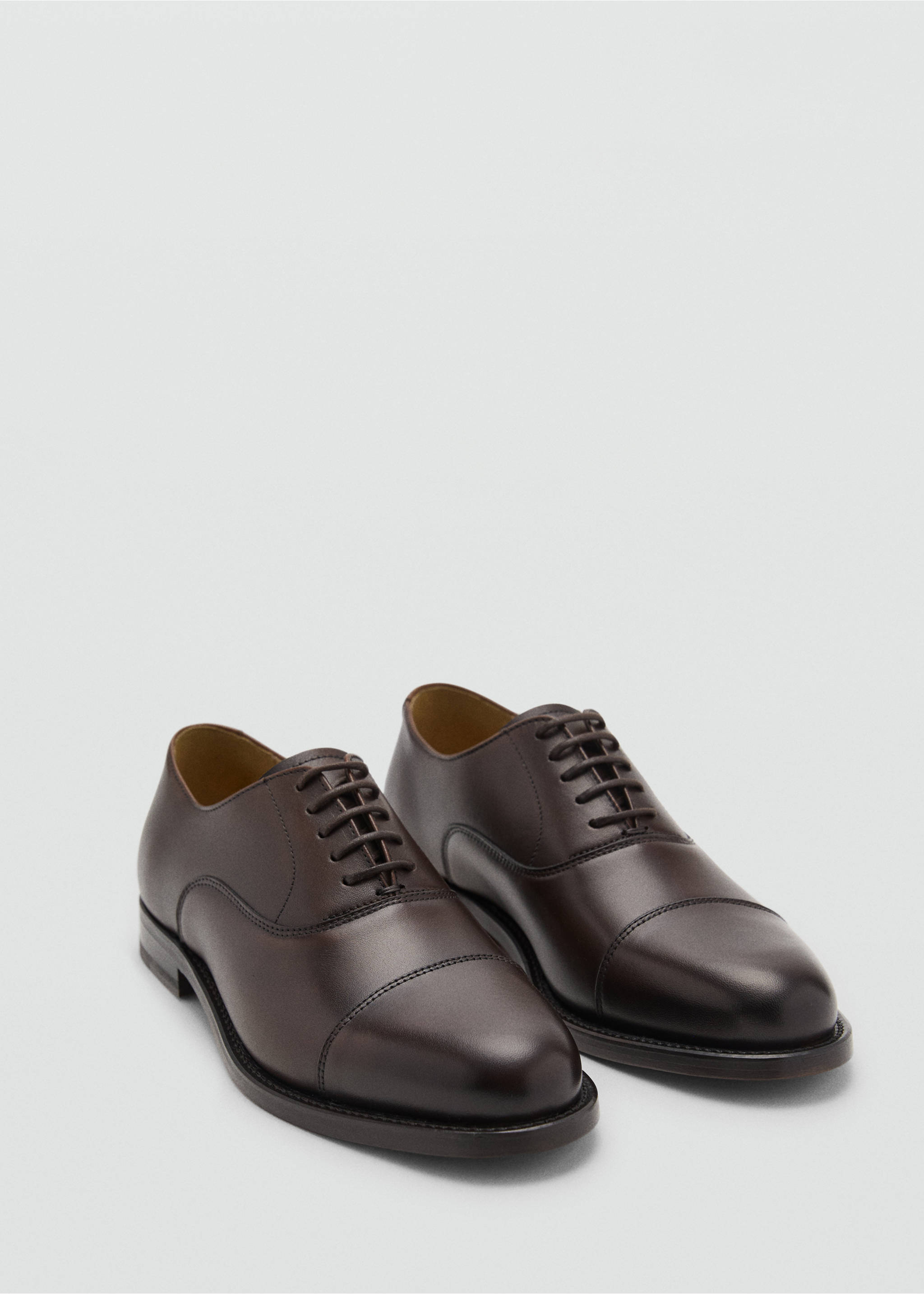 Chaussures style richelieus cuir - Plan moyen, Marron. Ref: 17011284-00.