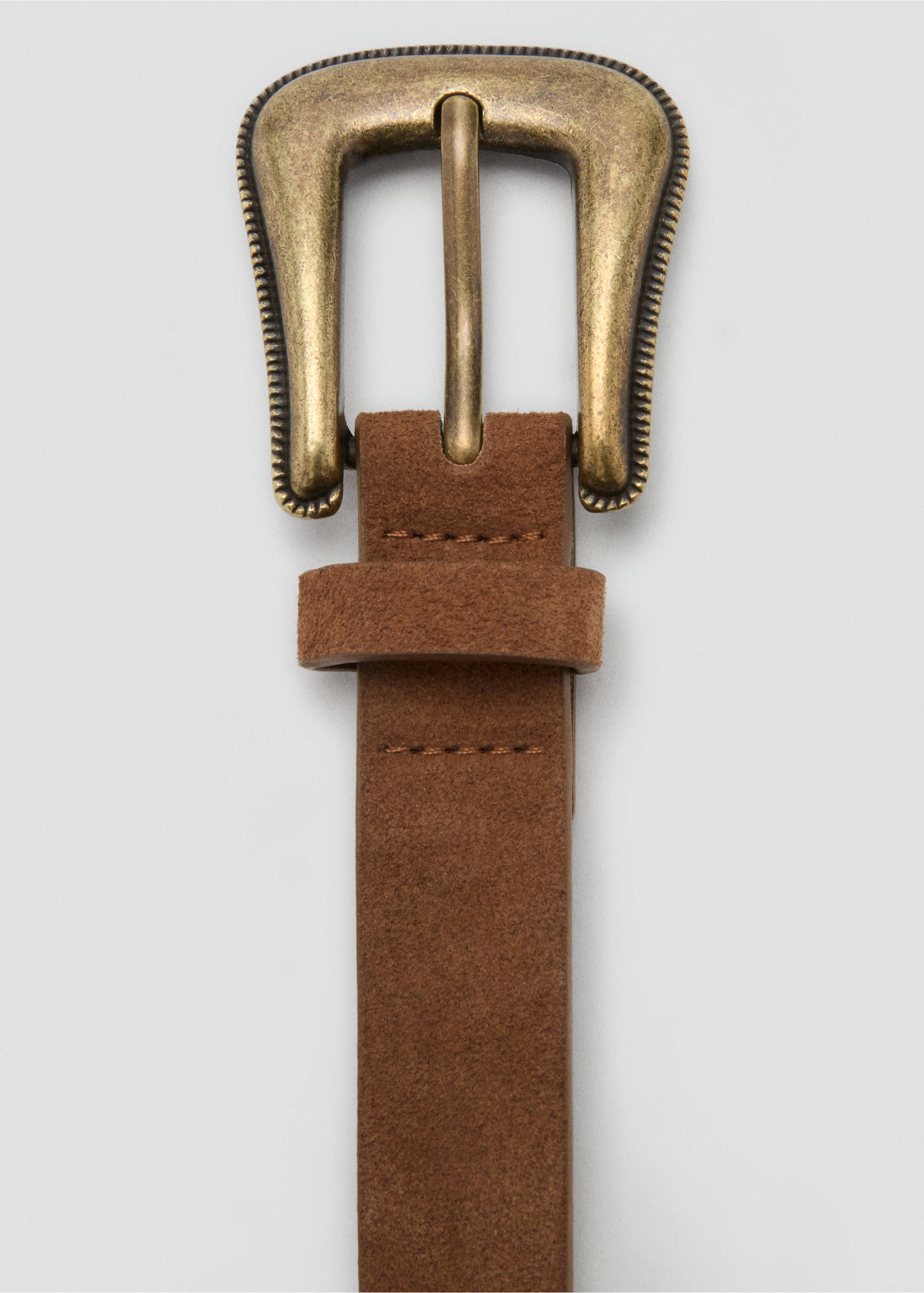 Studded leather belt - Medium plane, Medium Brown. Ref: 17011522-00.