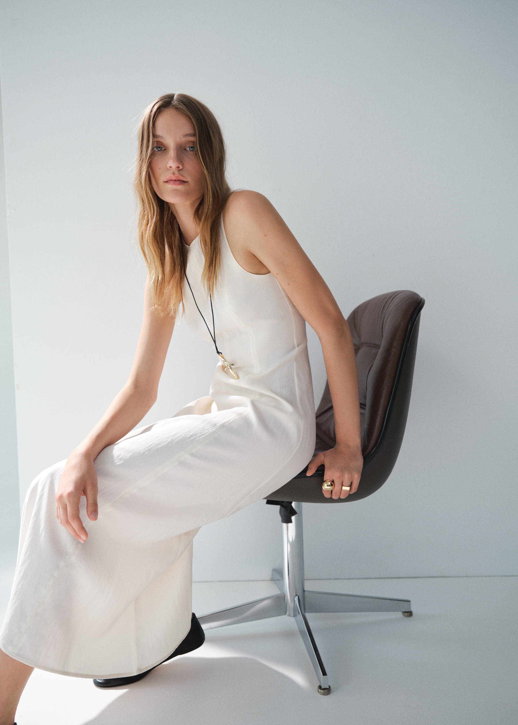Flared midi-dress - Details of the article 3
