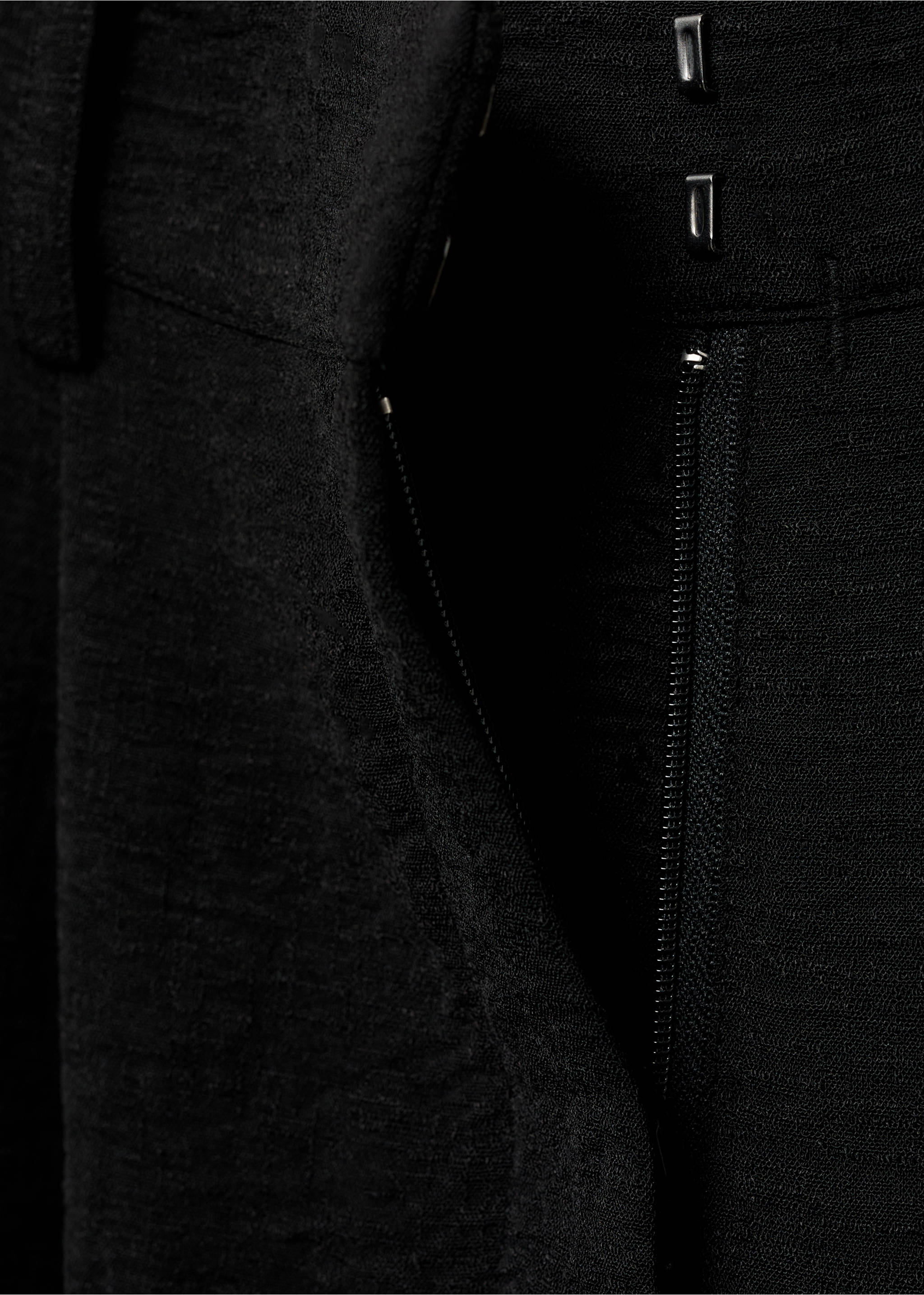 Pantalón recto pinzas - Detalle del artículo 0, Negro. Ref: 17012540-00.