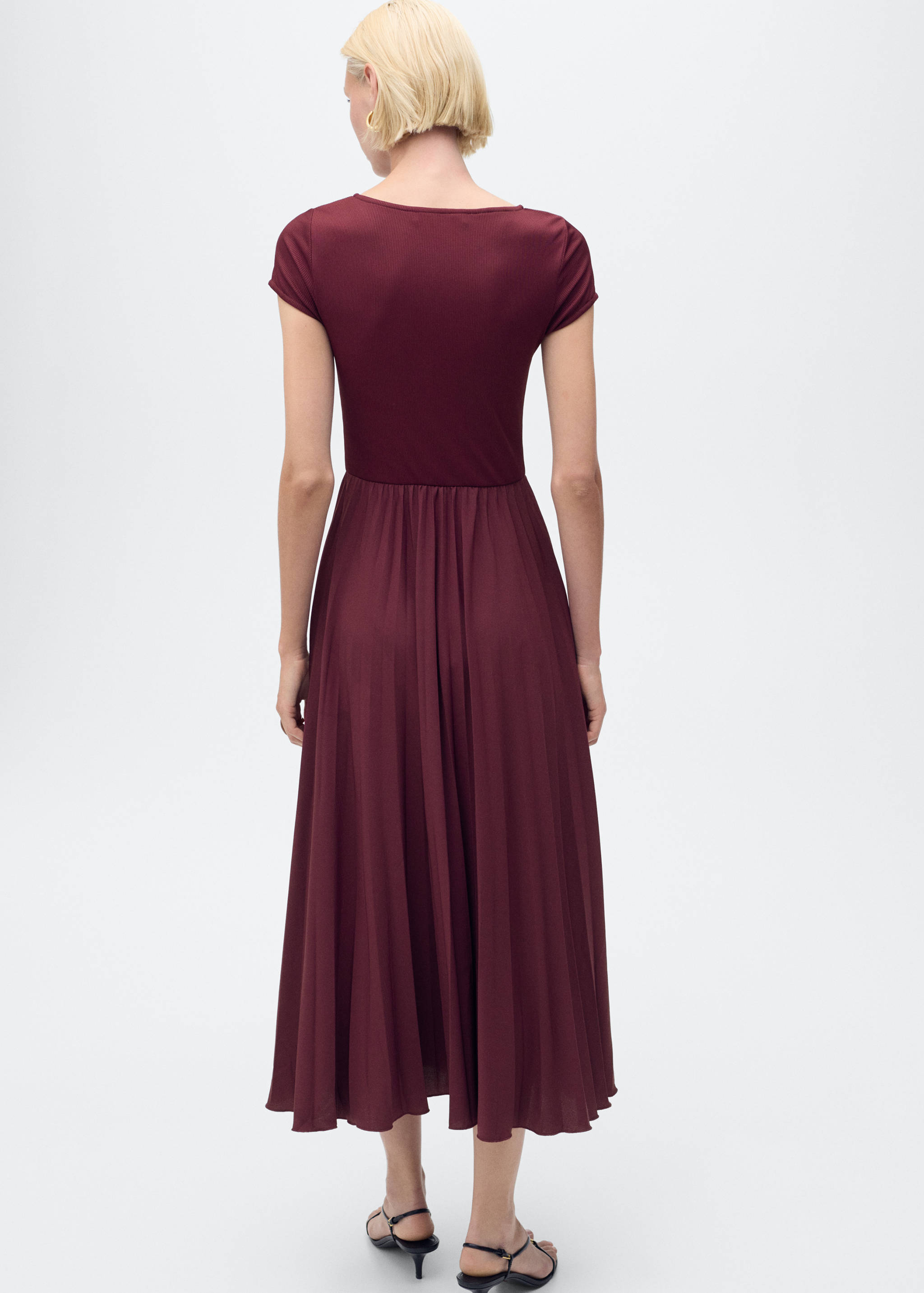 Robe plissée combinée - Verso de l’article