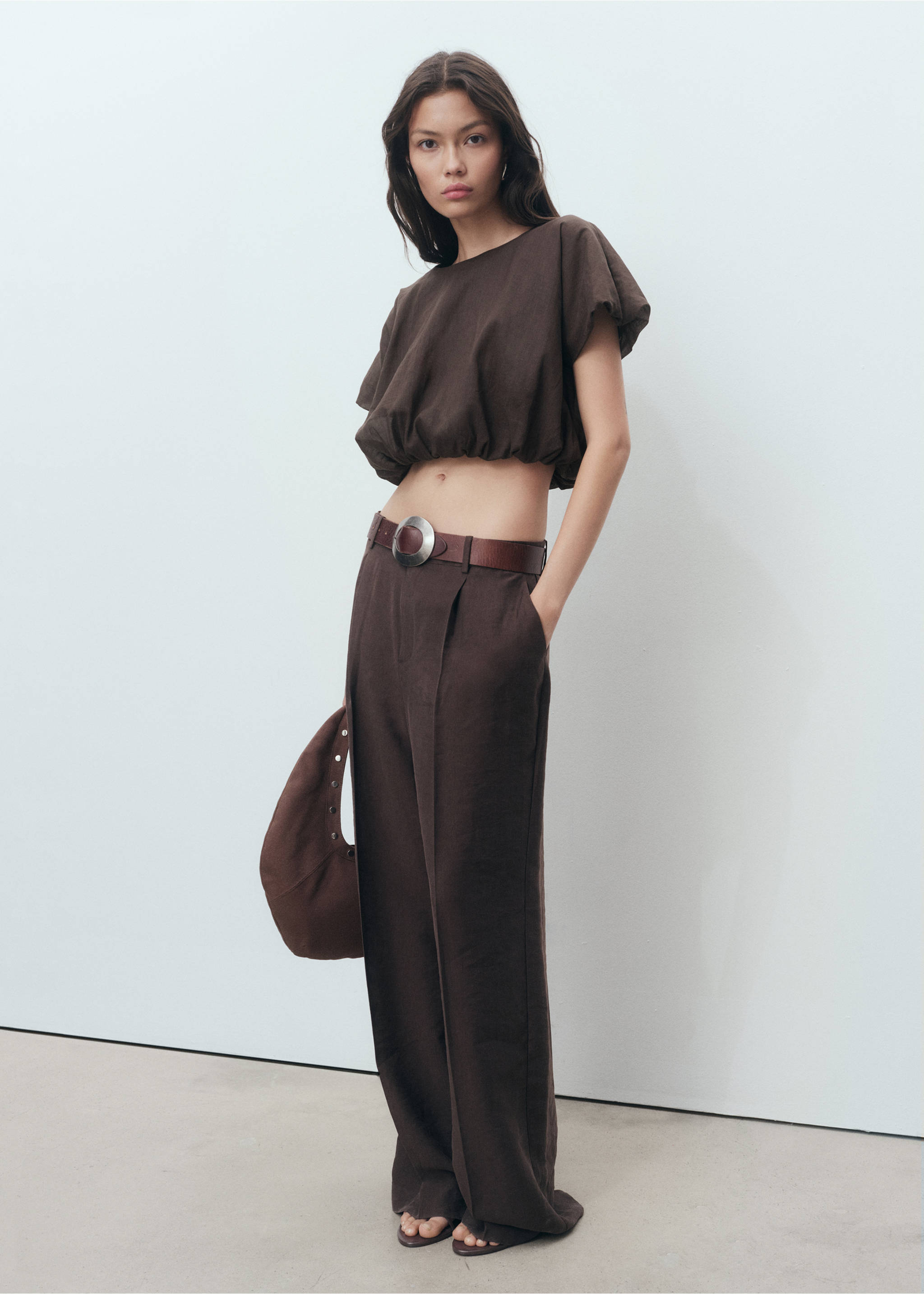 Ramie cropped balloon blouse - General plane, Brown. Ref: 17012902-00.