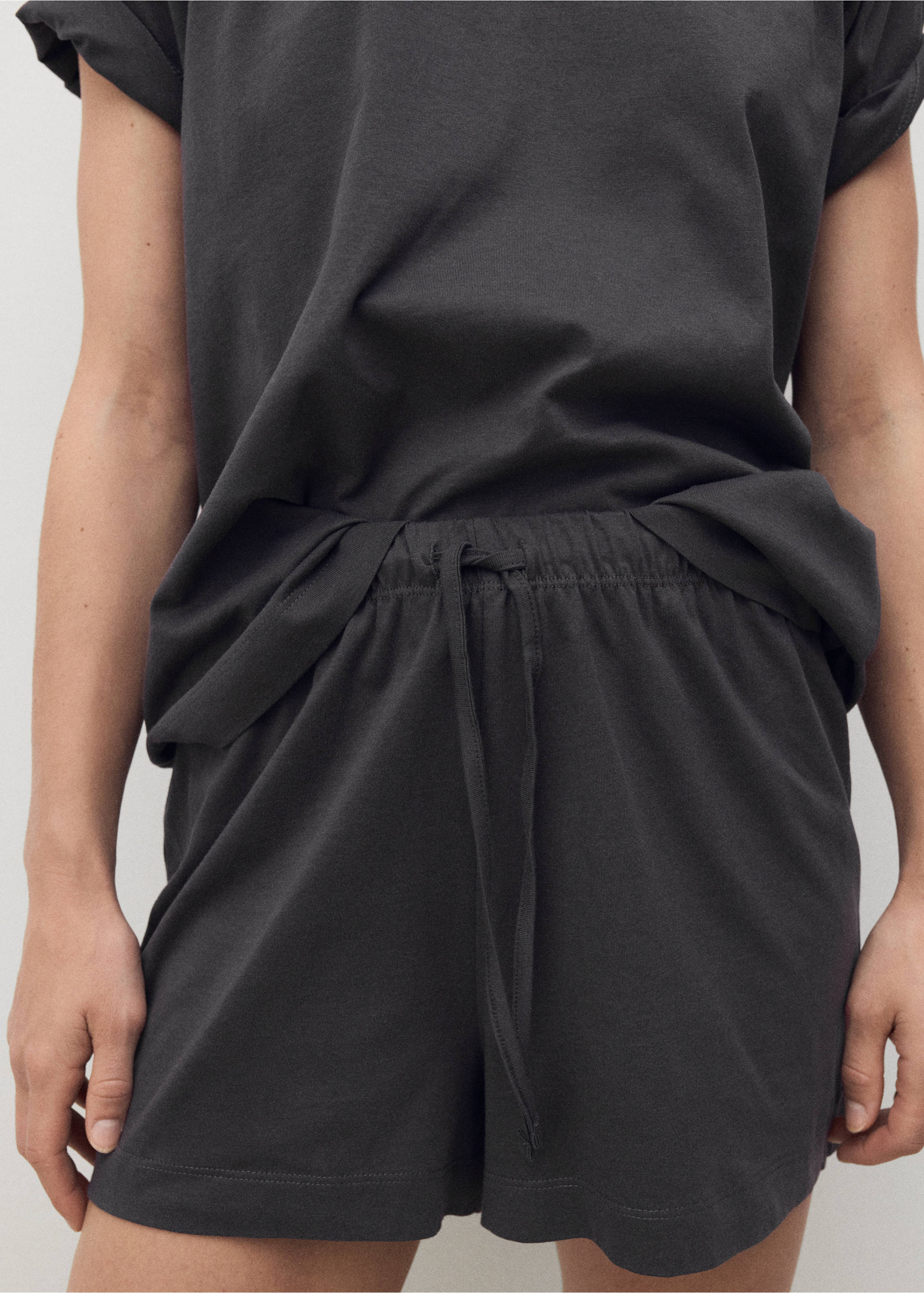 Cotton two-piece short-sleeved pyjamas - Details of the article 6, Charcoal. Ref: 17012904-00.