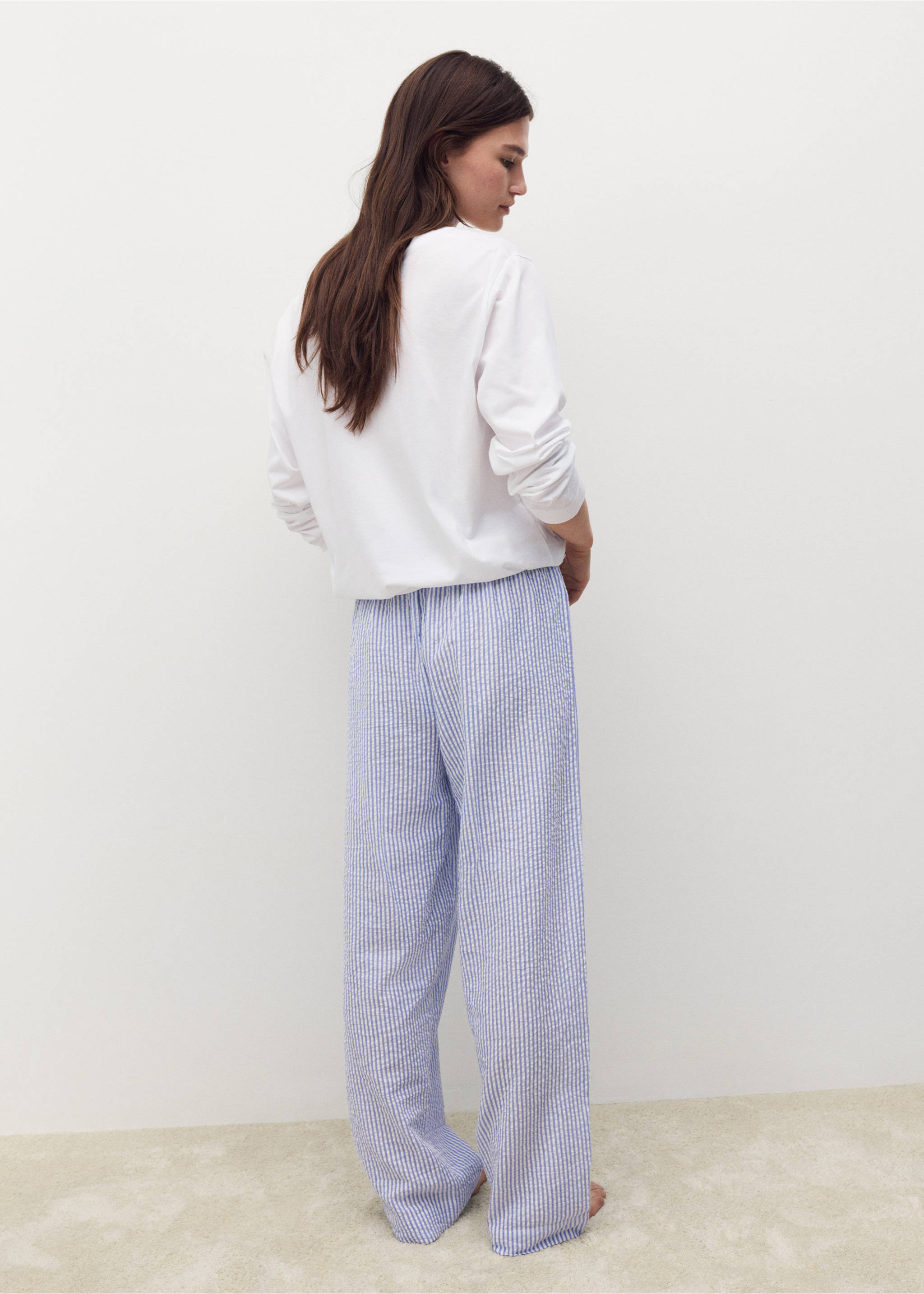 Pijama dos piezas raya seersucker - Reverso del artículo, Azul porcelana. Ref: 17012905-00.