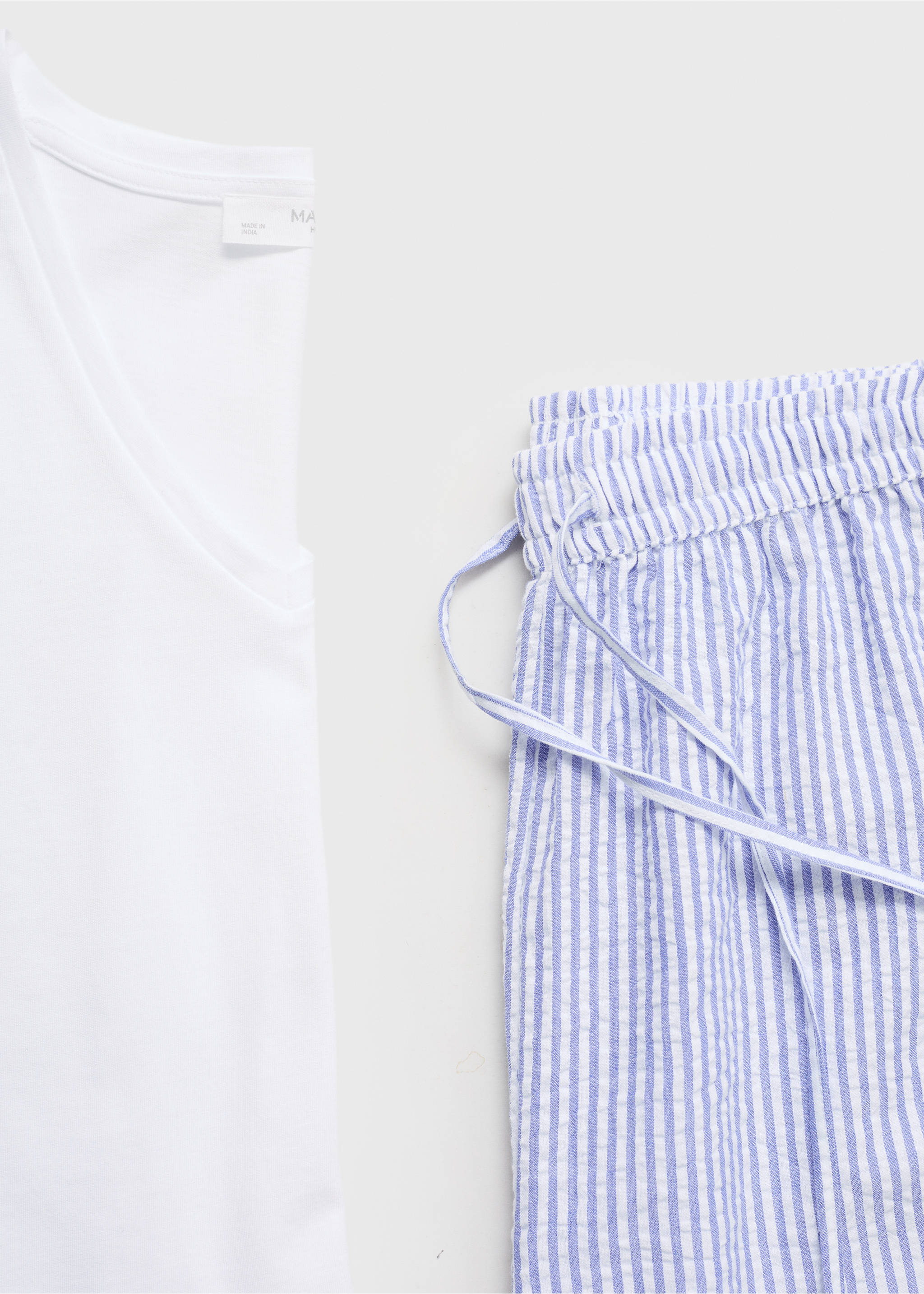 Pijama dos piezas raya seersucker - Detalle del artículo 8, Azul porcelana. Ref: 17012905-00.