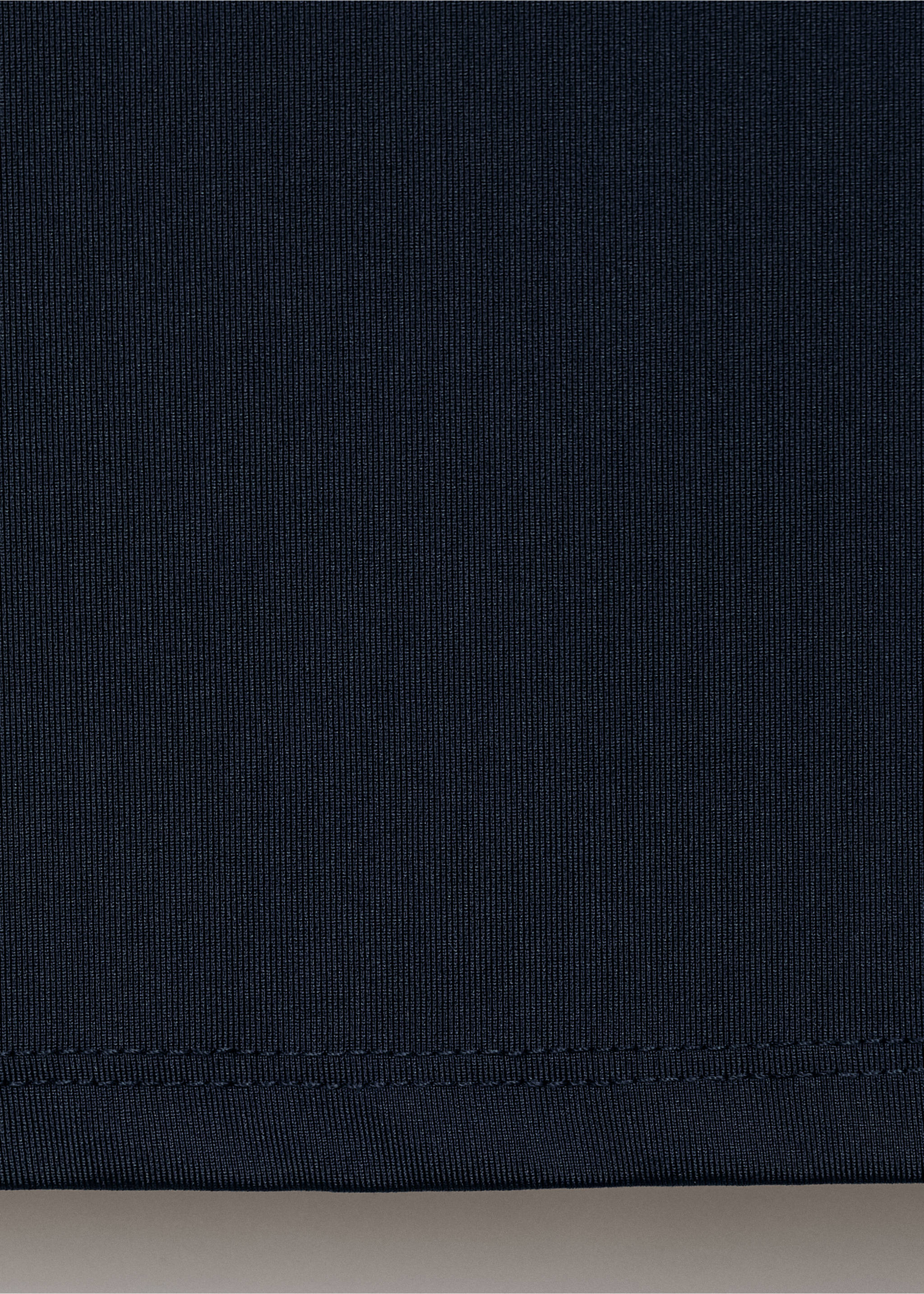 Plain strapless top - Details of the article 0, Navy. Ref: 17012908-00.