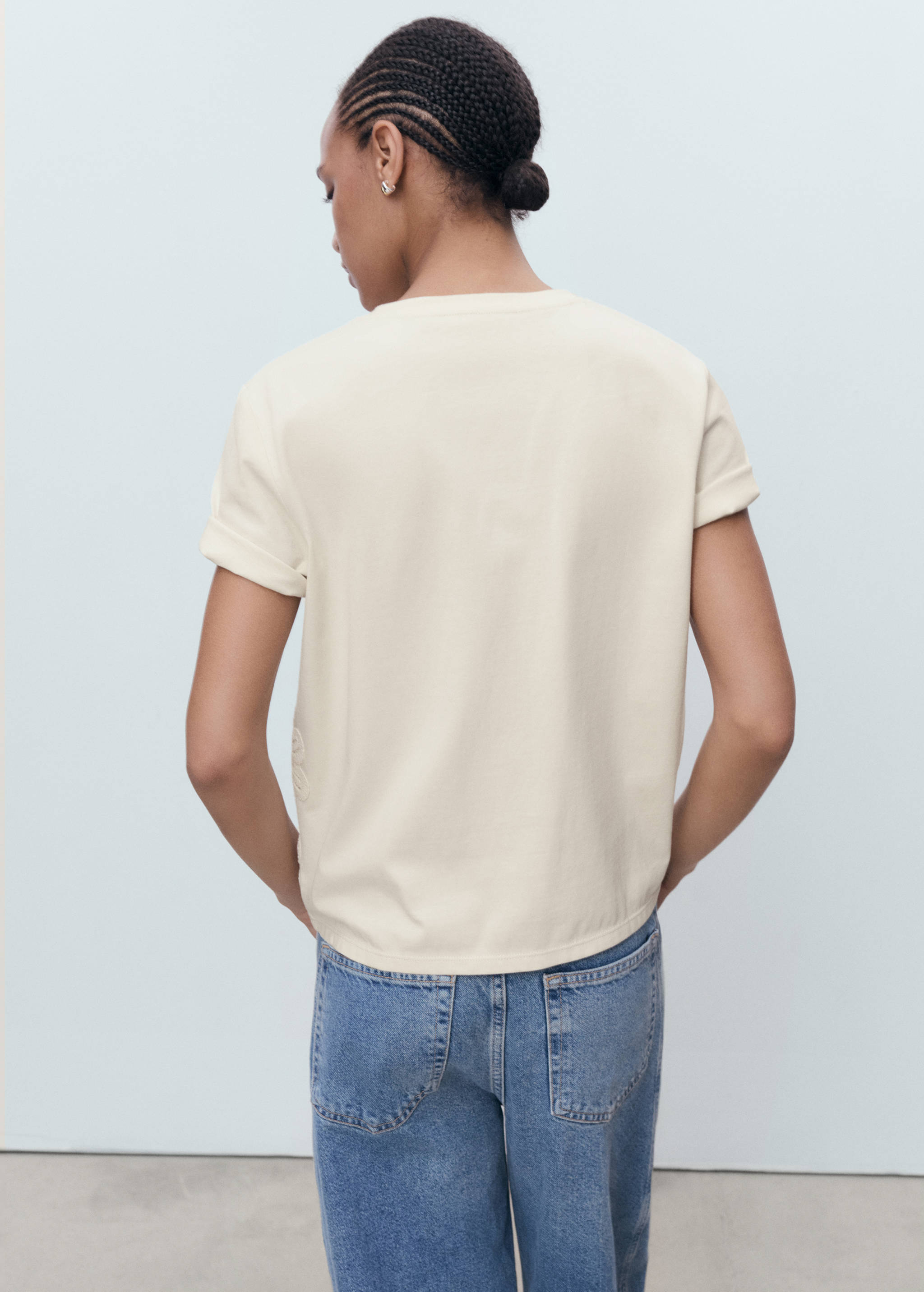 Katoenen T-shirt met bloemenborduursel - Achterkant van het artikel