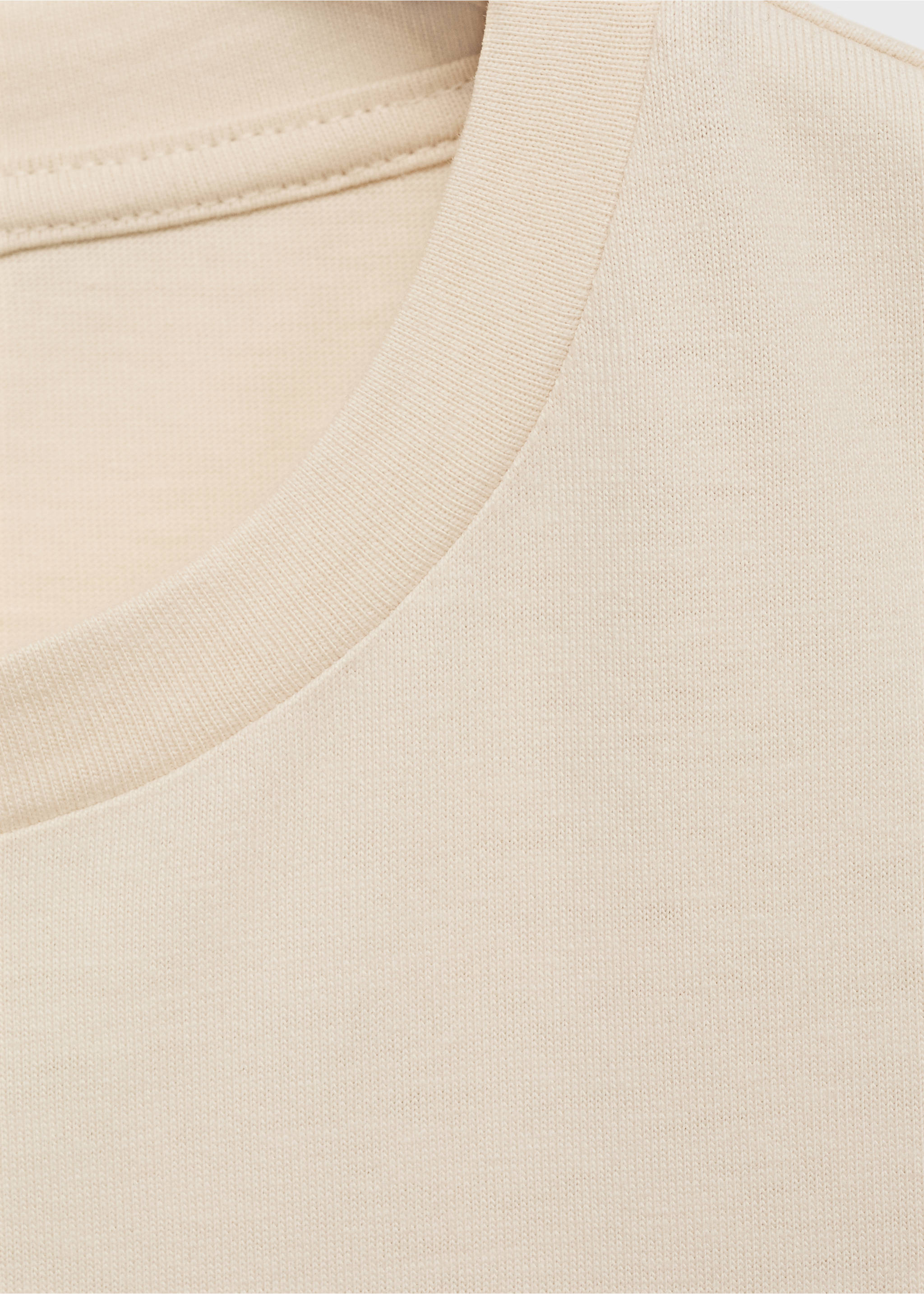 Katoenen T-shirt met bloemenborduursel - Detail van het artikel 8, Ecru. Ref: 17012910-00.