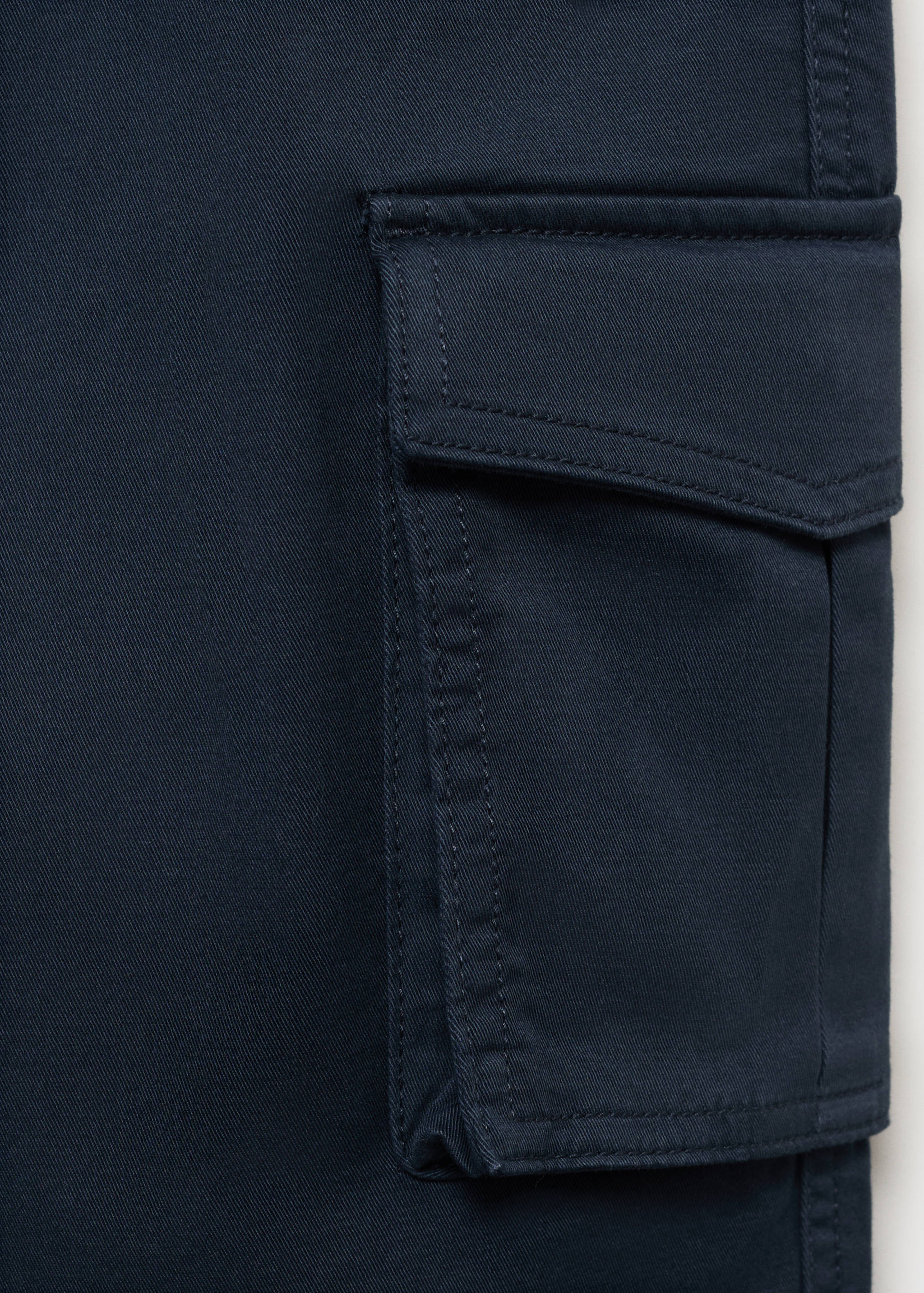 Cargo joggers with drawstring - Details of the article 0