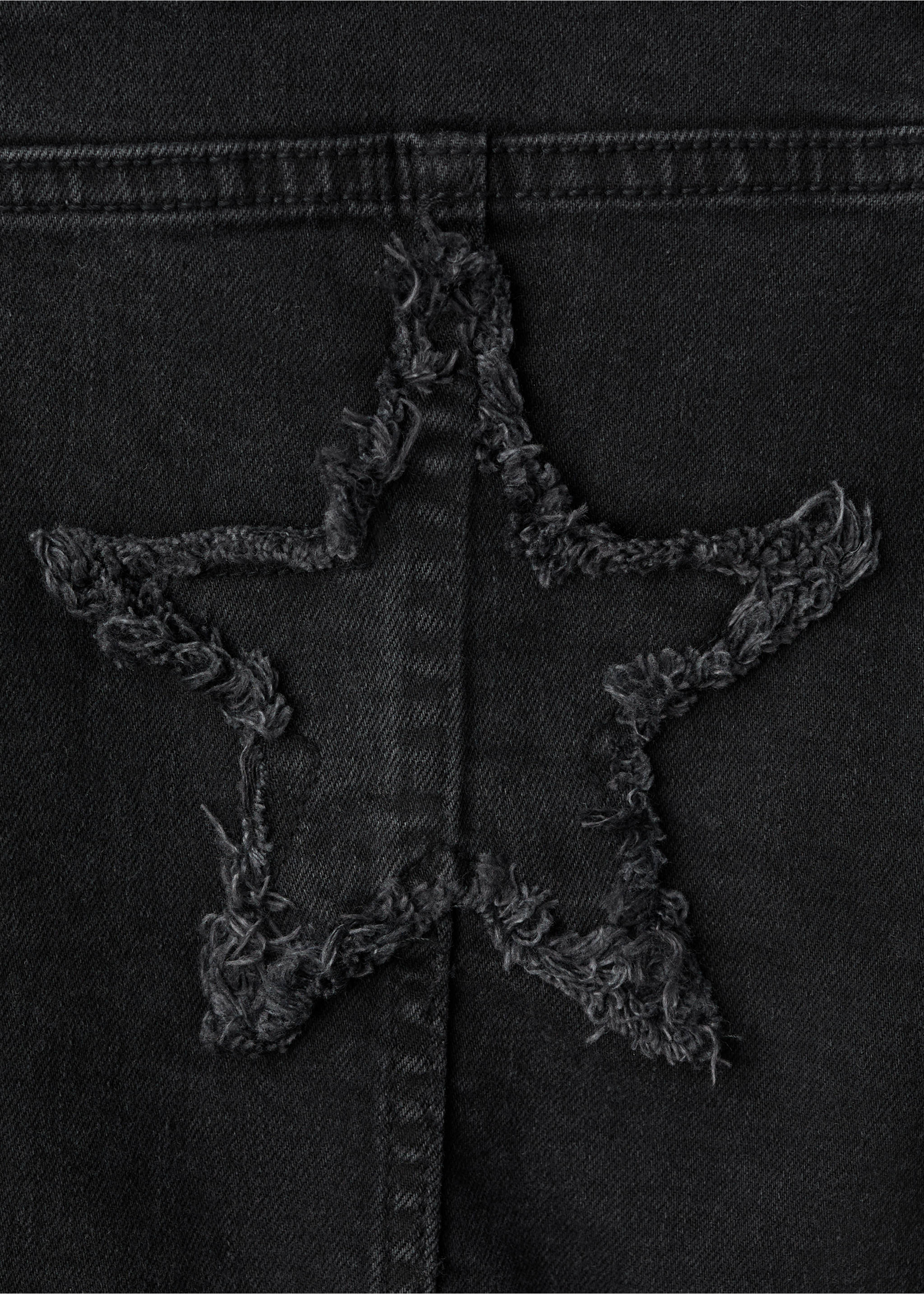 Jeansy straight z gwiazdami - Szczegóły artykułu 0, Black denim. Ref: 17012919-00.