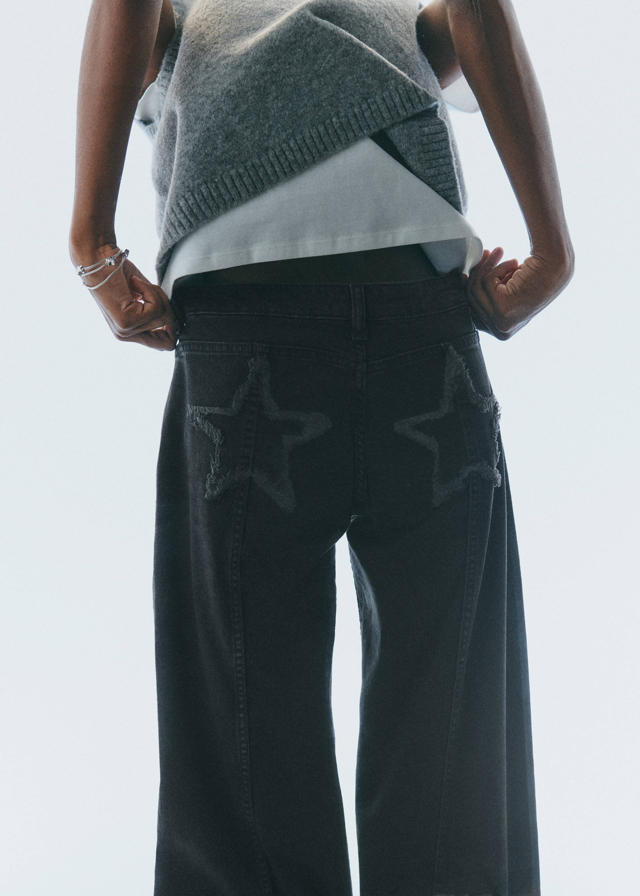 Straight jeans with stars - Details of the article 5