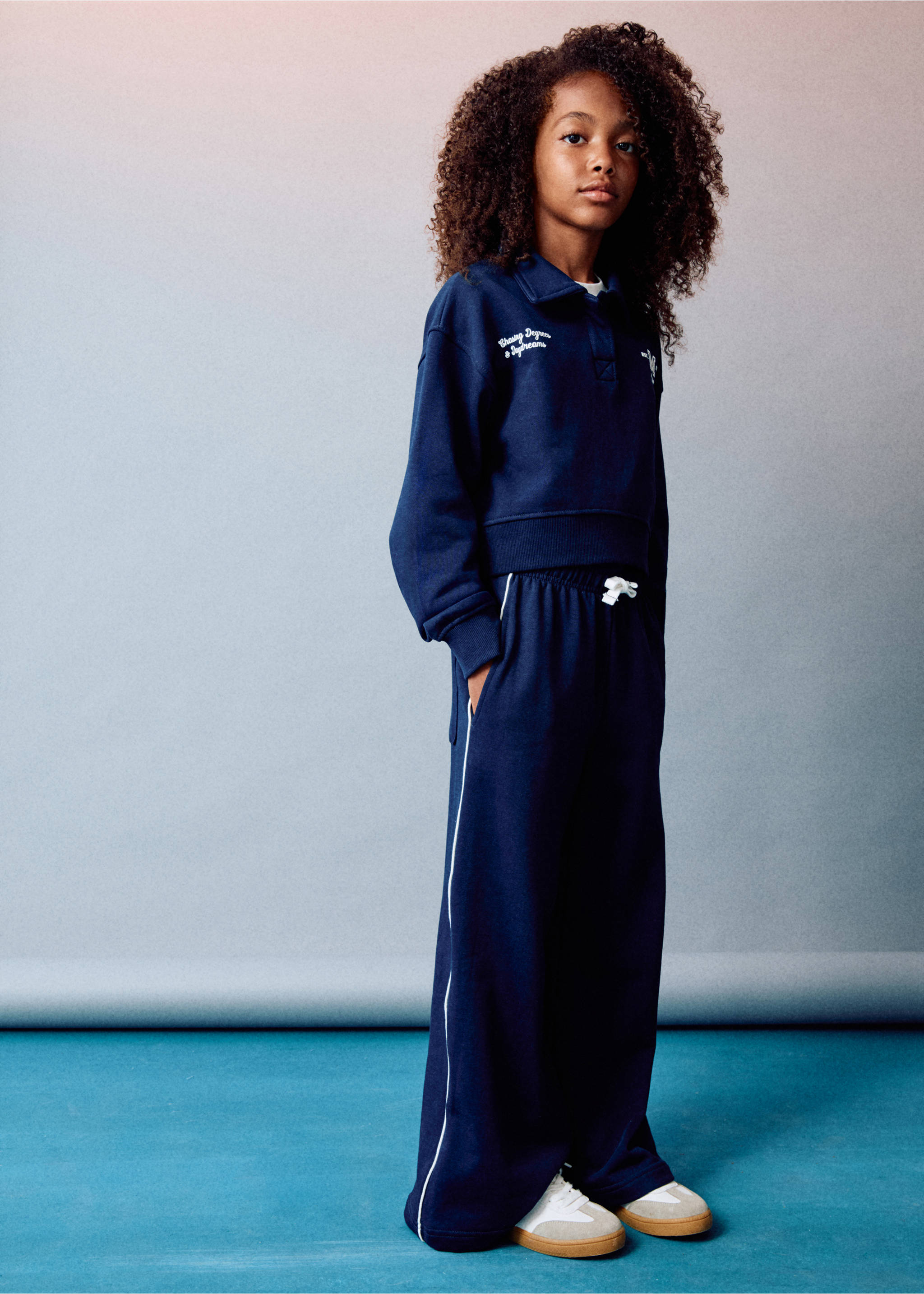 Polo-neck sweatshirt - Details of the article 3, Dark Navy. Ref: 17013296-00.