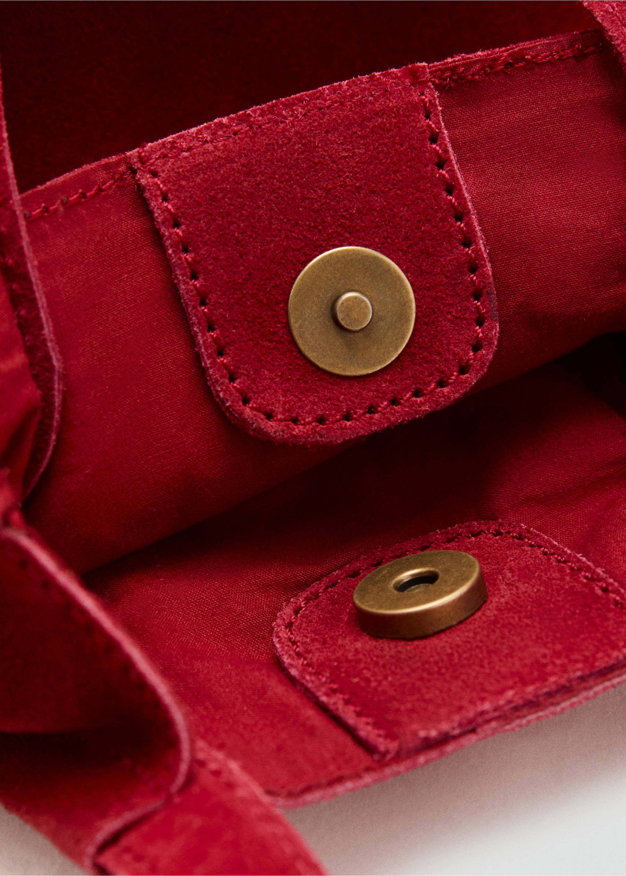 Leather tote bag - Details of the article 2, Red. Ref: 17013301-00.