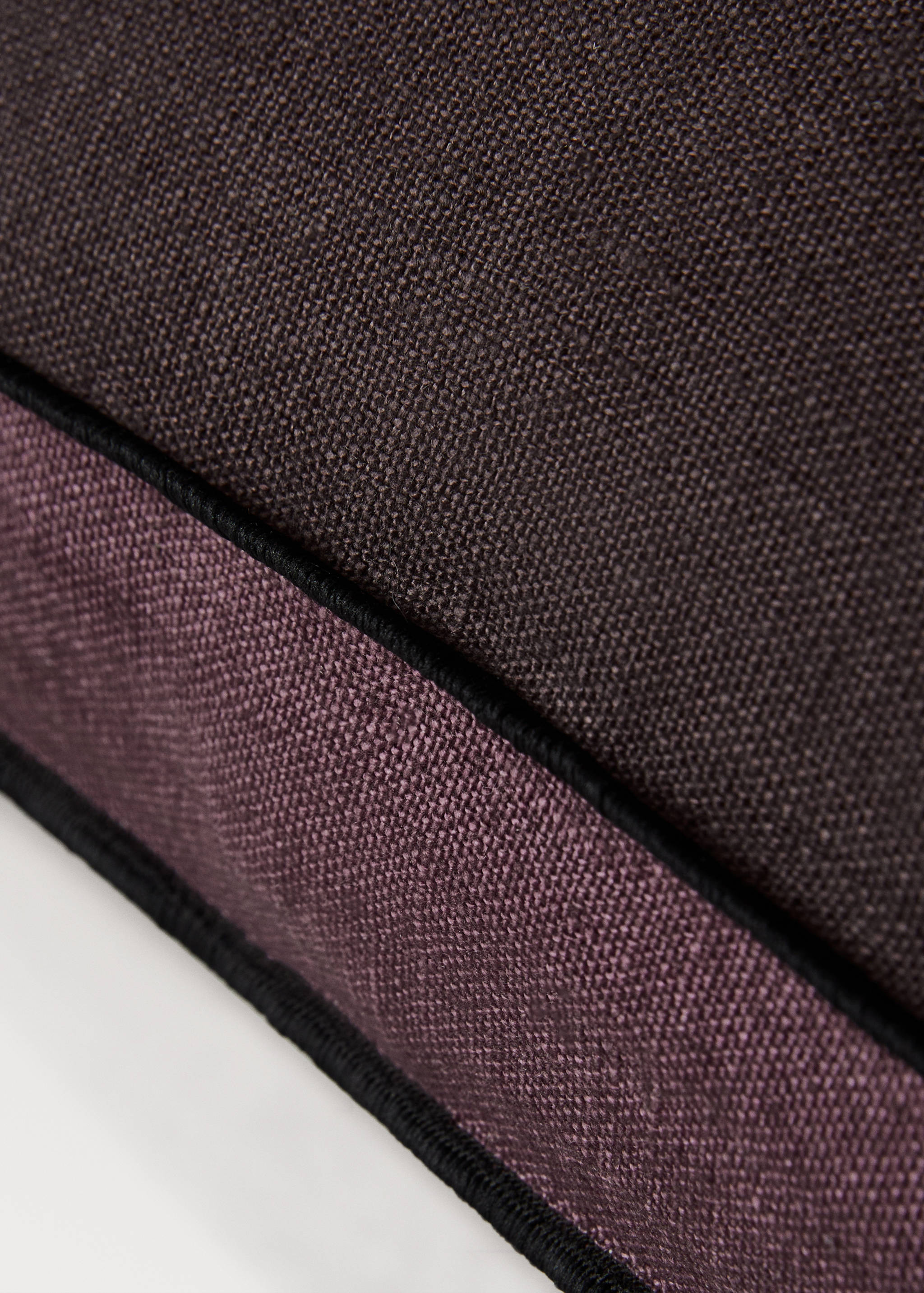 Two-tone linen cushion cover 45x45 cm - Details of the article 2