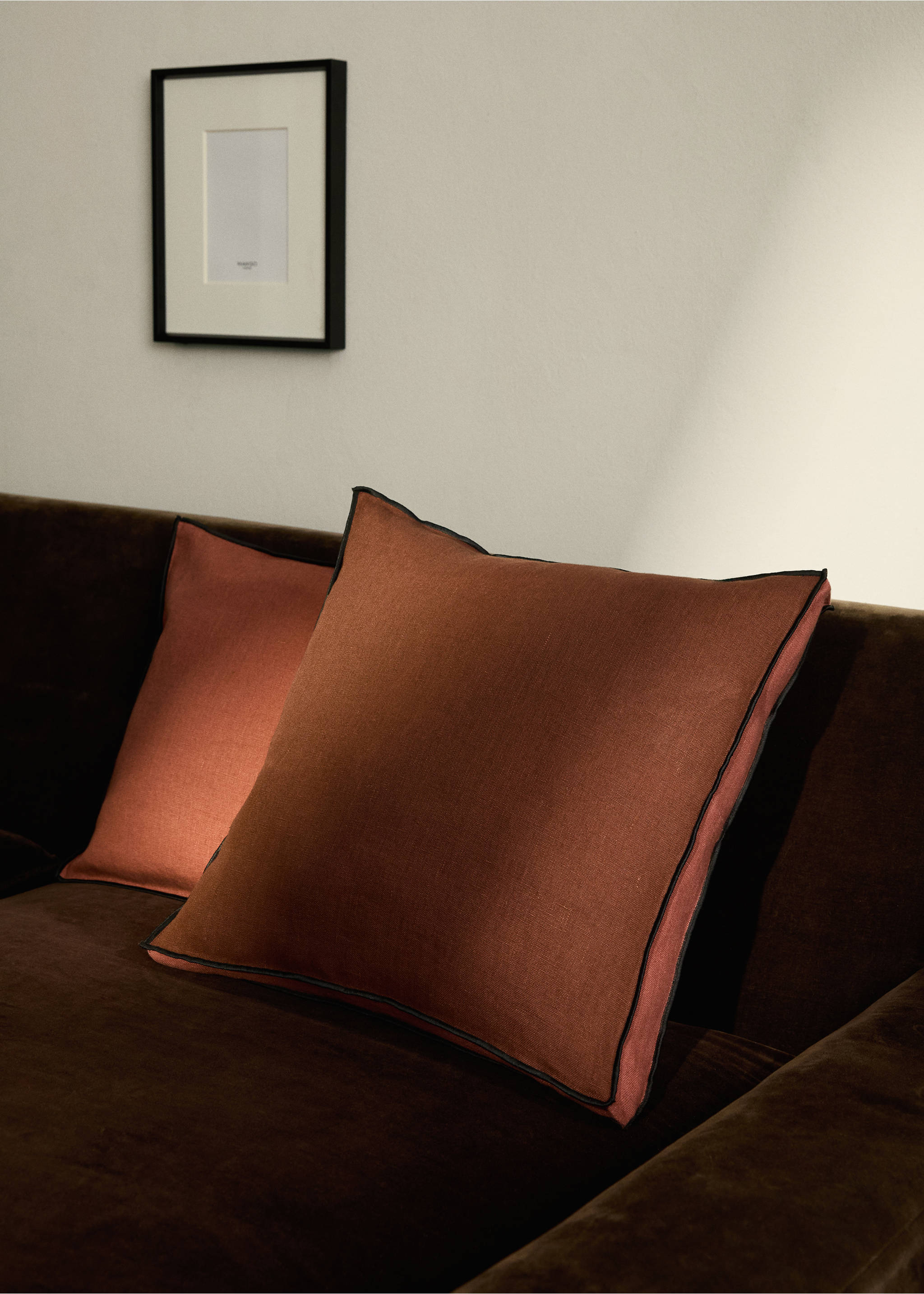 Two-tone linen cushion cover 45x45 cm - General plane, Russet. Ref: 17013317-00.