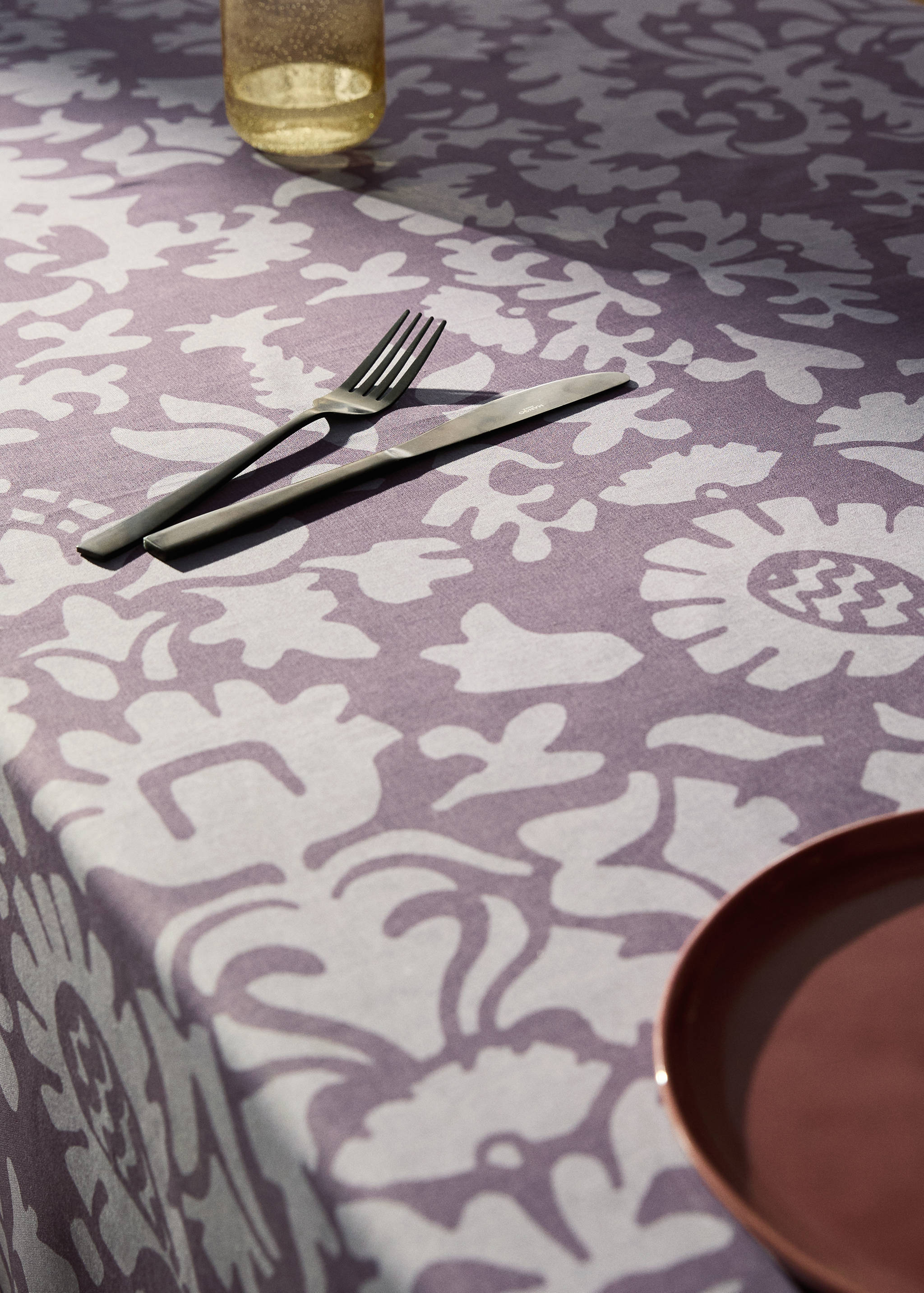 Printed canvas tablecloth for 8 to 10 diners - Details of the article 7