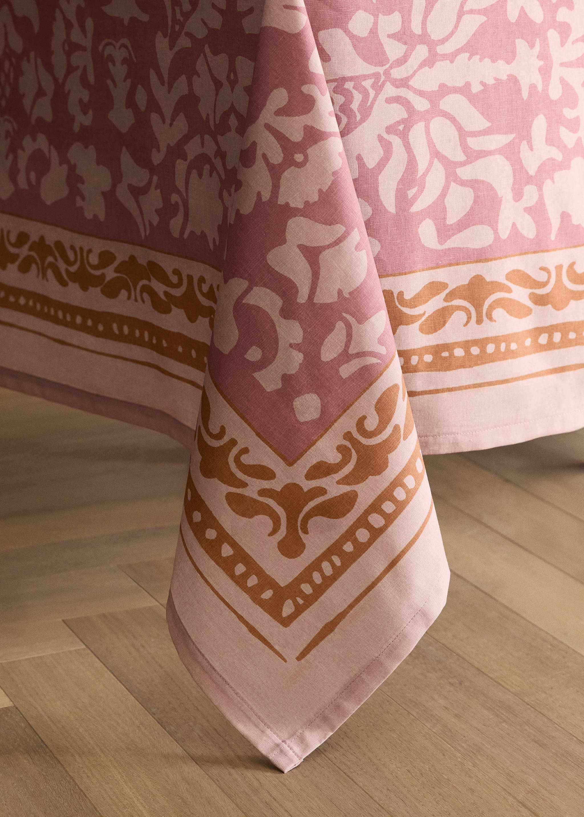 Printed canvas tablecloth for 8 to 10 diners - Details of the article 8
