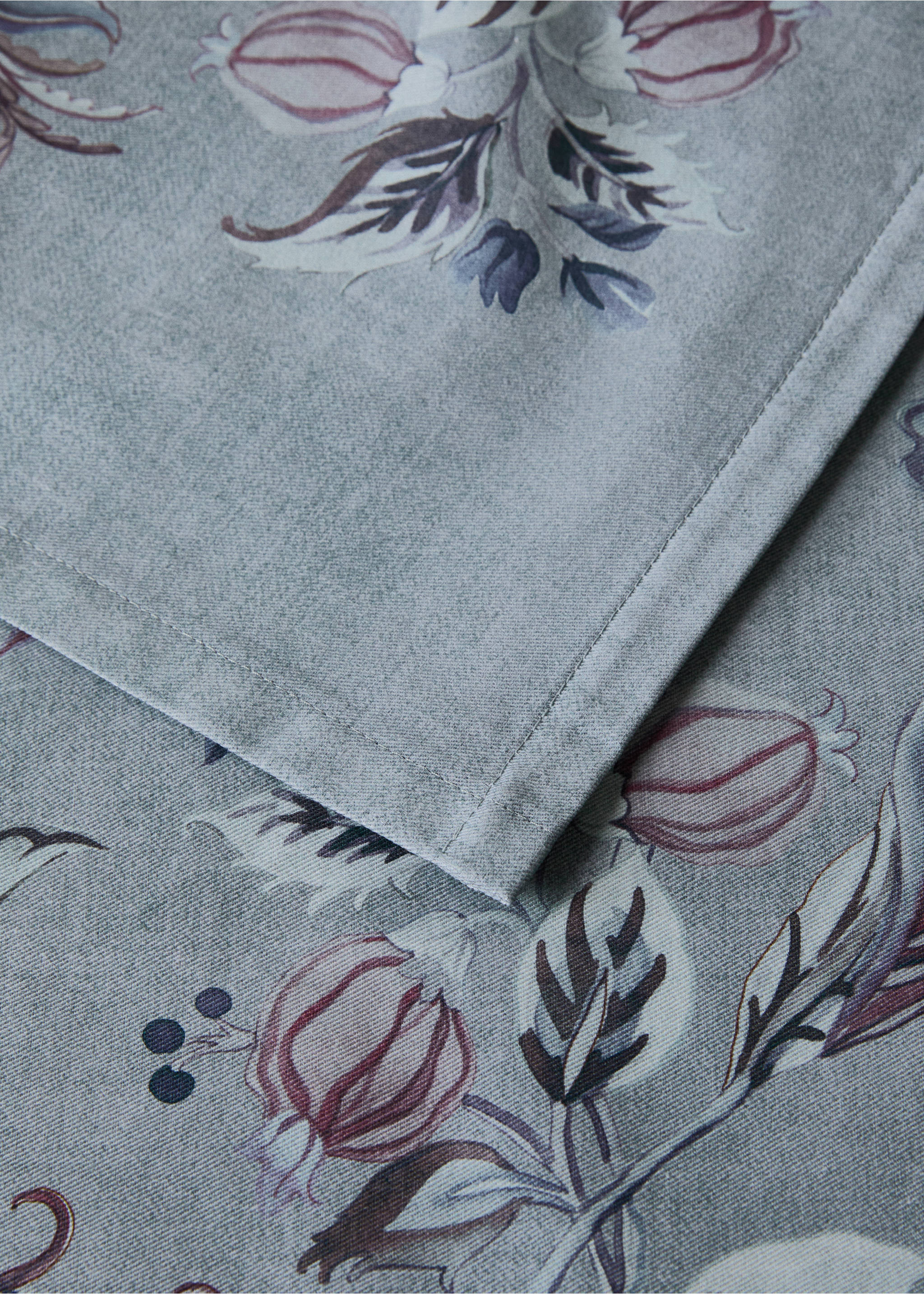 Nappe en coton motif floral pour 6 à 8 convives - Détail de l'article 1, Bleu encre. Ref: 17013330-00.