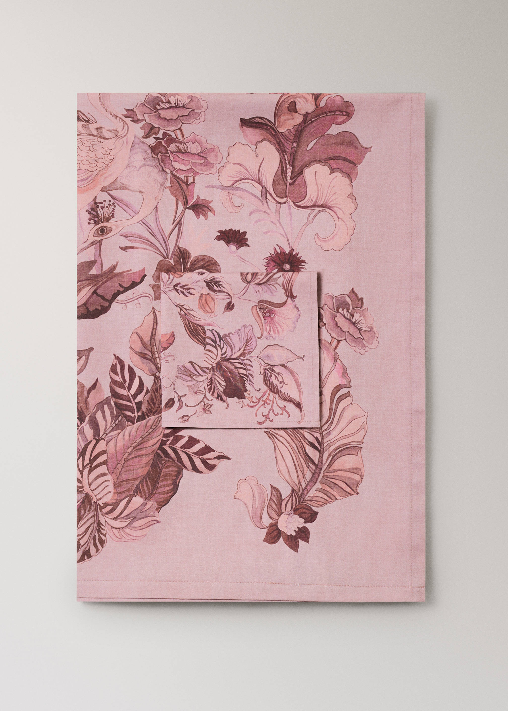 Nappe en coton motif floral pour 6 à 8 convives - Article sans modèle