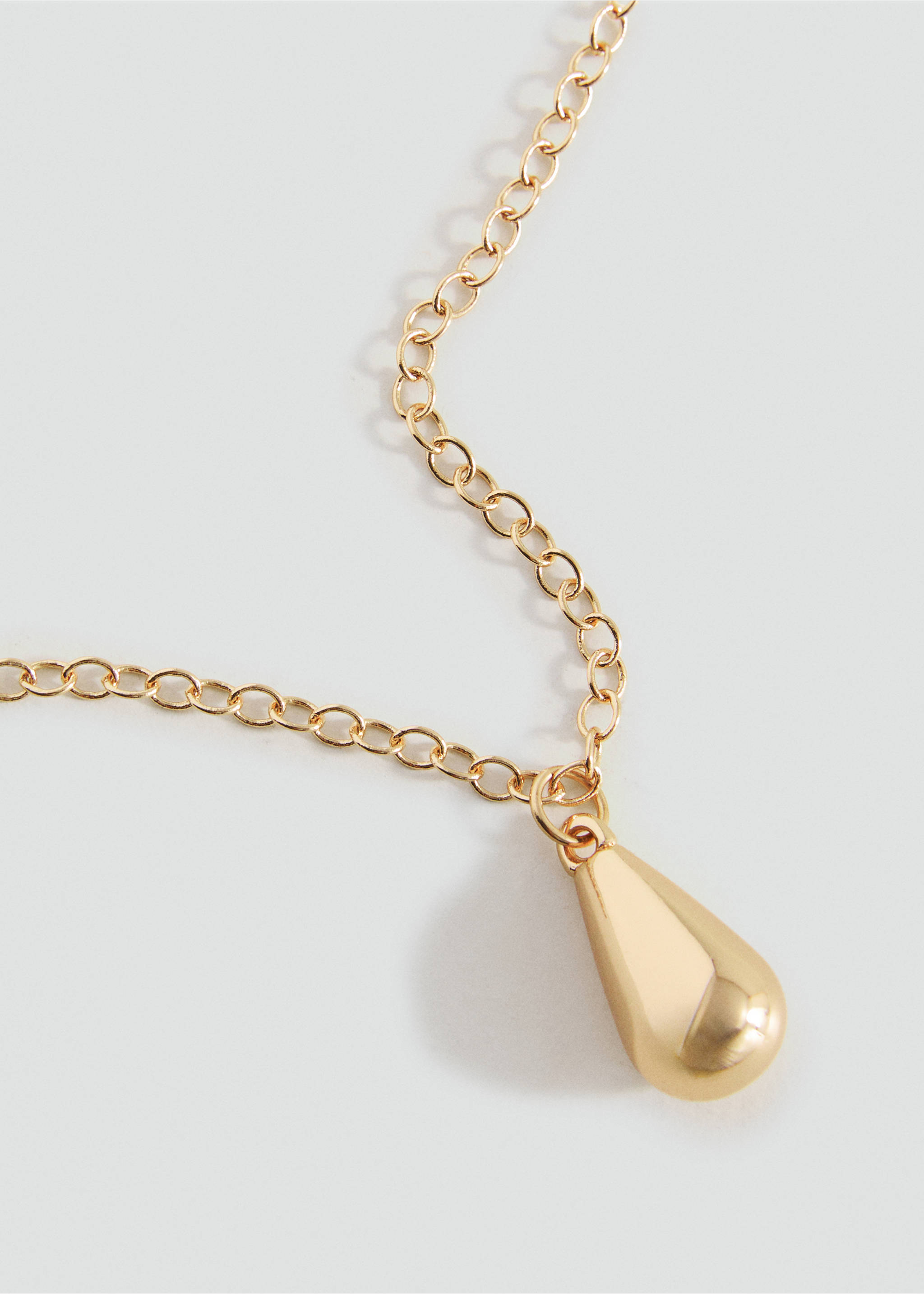 Necklace with drop detail - Medium plane, Gold. Ref: 17013812-00.