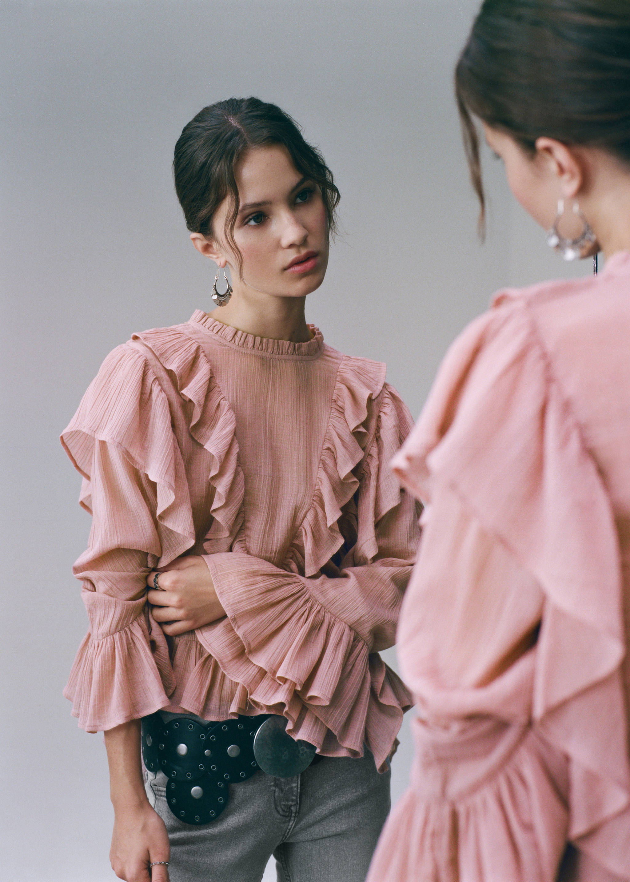 Ruffled blouse - Details of the article 5