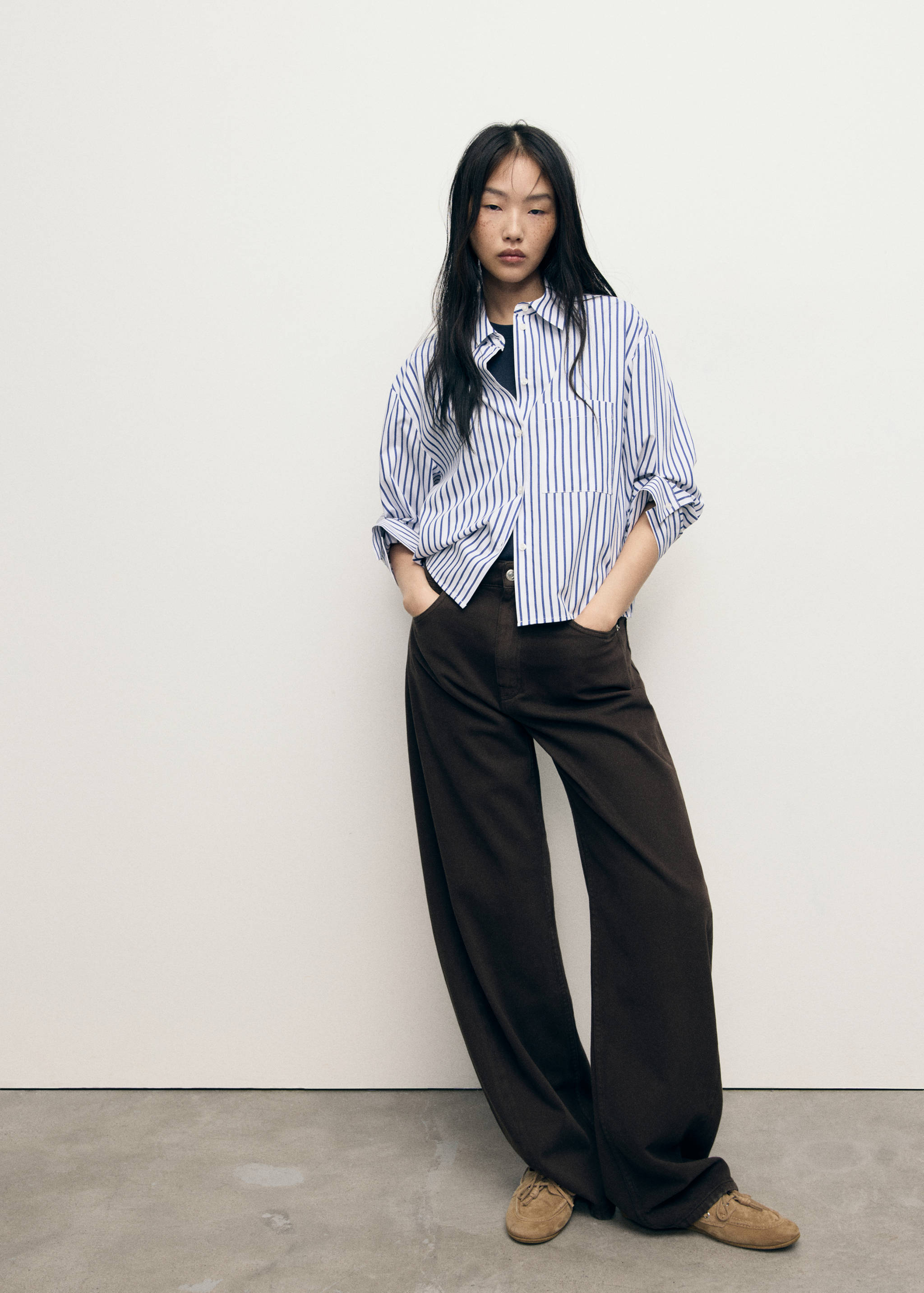 Camisa crop rayas - Plano general