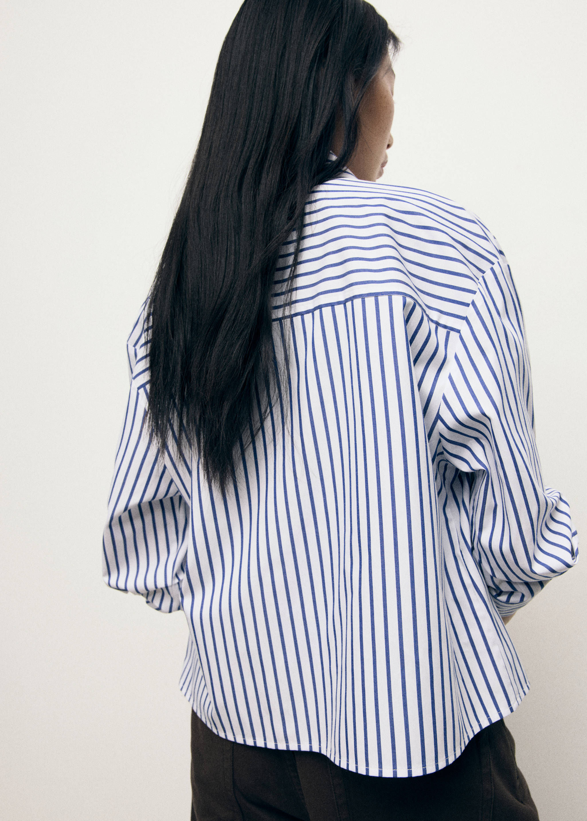 Camisa crop rayas - Reverso del artículo