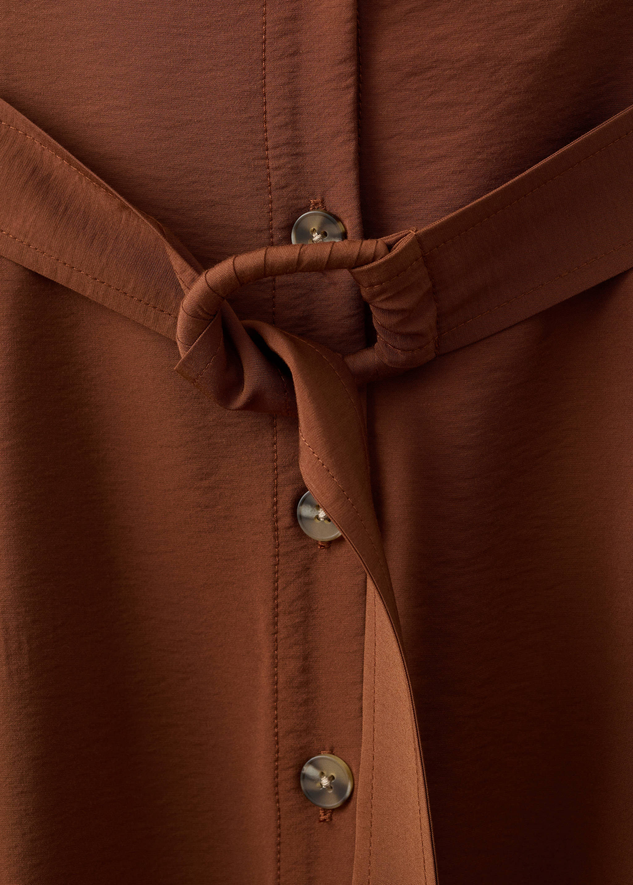 Hemdkleid mit Gürtel - Detail des Artikels 0