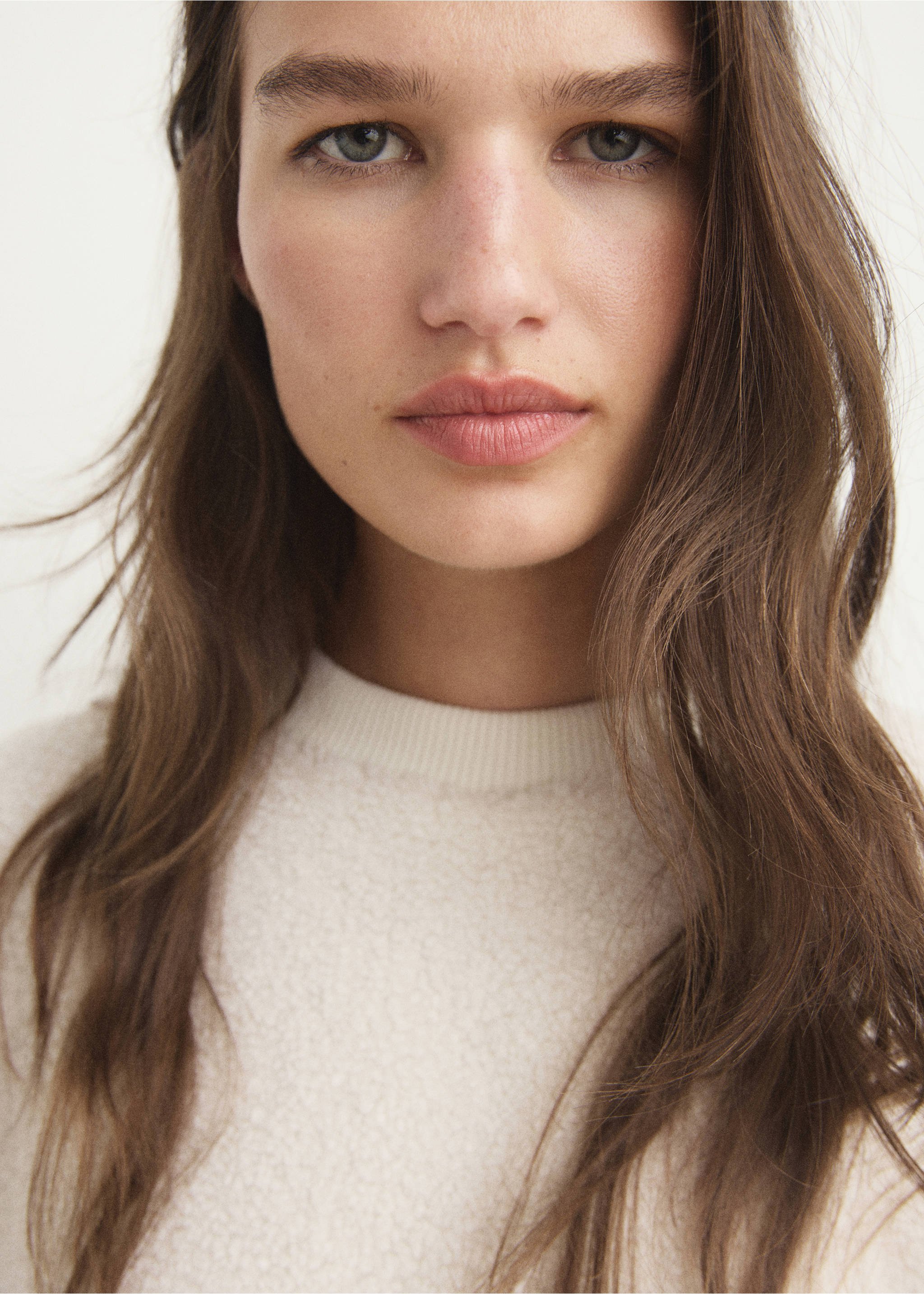 Shearling pyjama sweatshirt - Details of the article 1, Ivory White. Ref: 17014106-00.