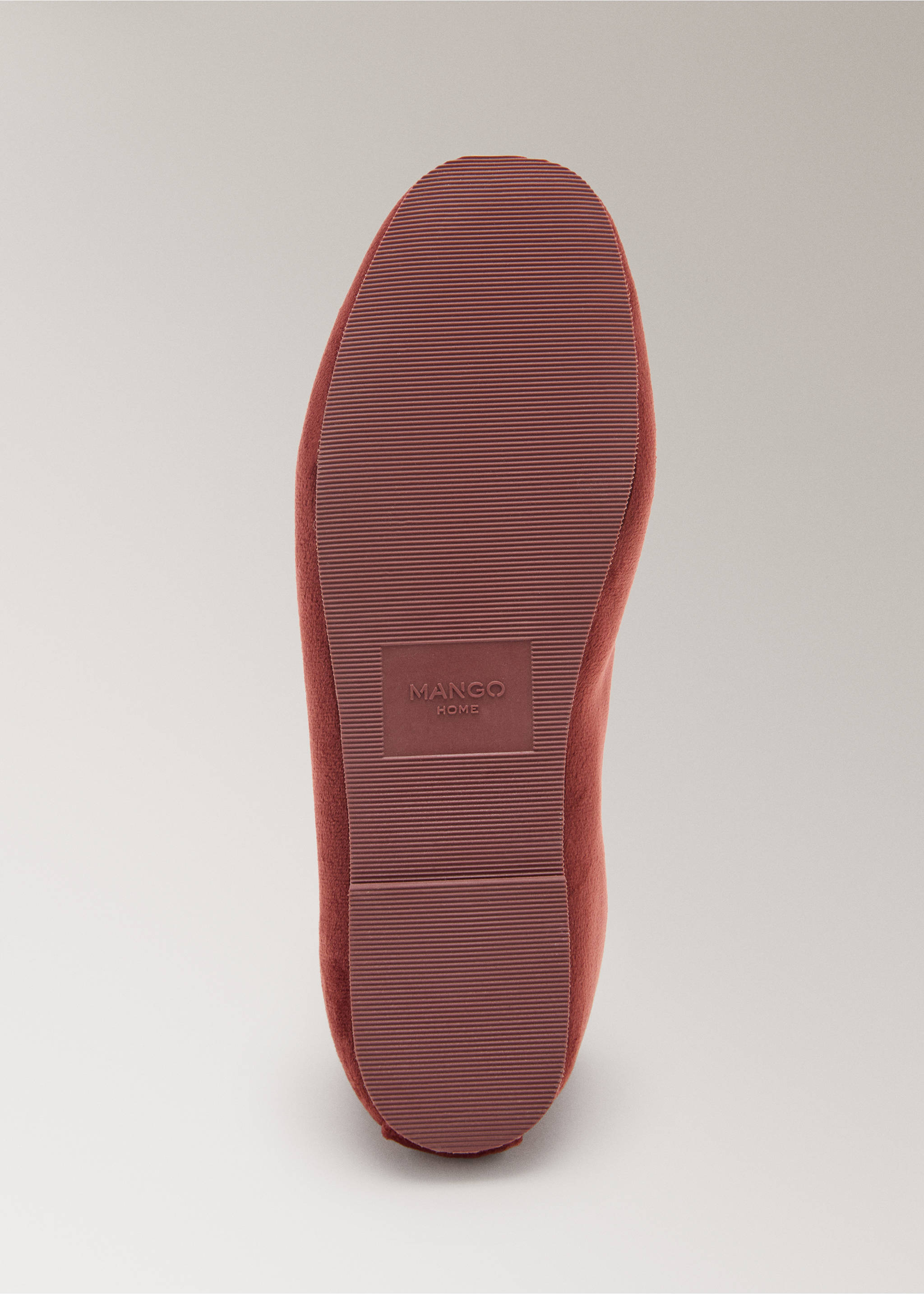 Velour slippers with piping - Details of the article 3, Brown. Ref: 17014107-00.