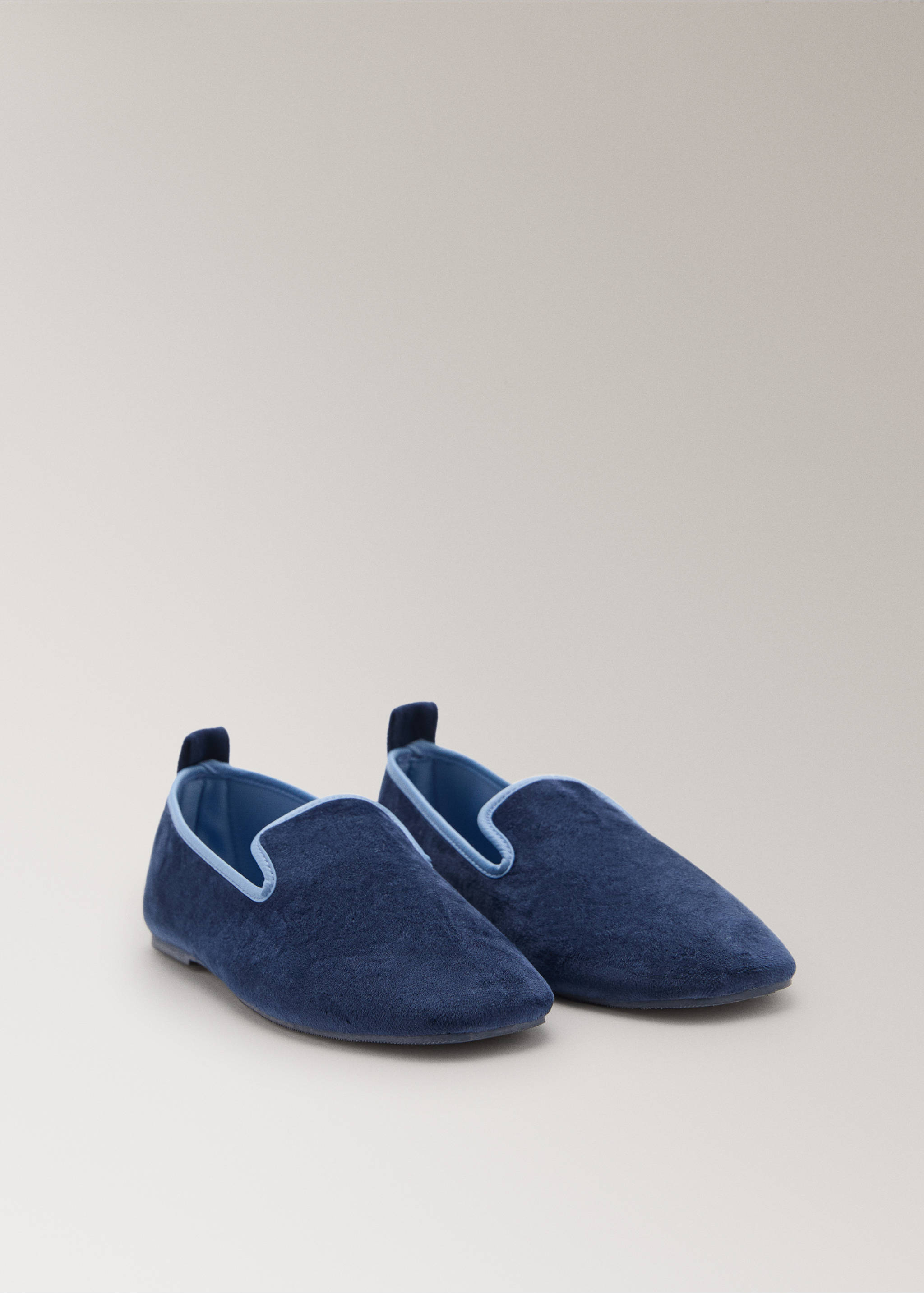 Velour slippers with piping - Medium plane, Night Blue. Ref: 17014107-00.