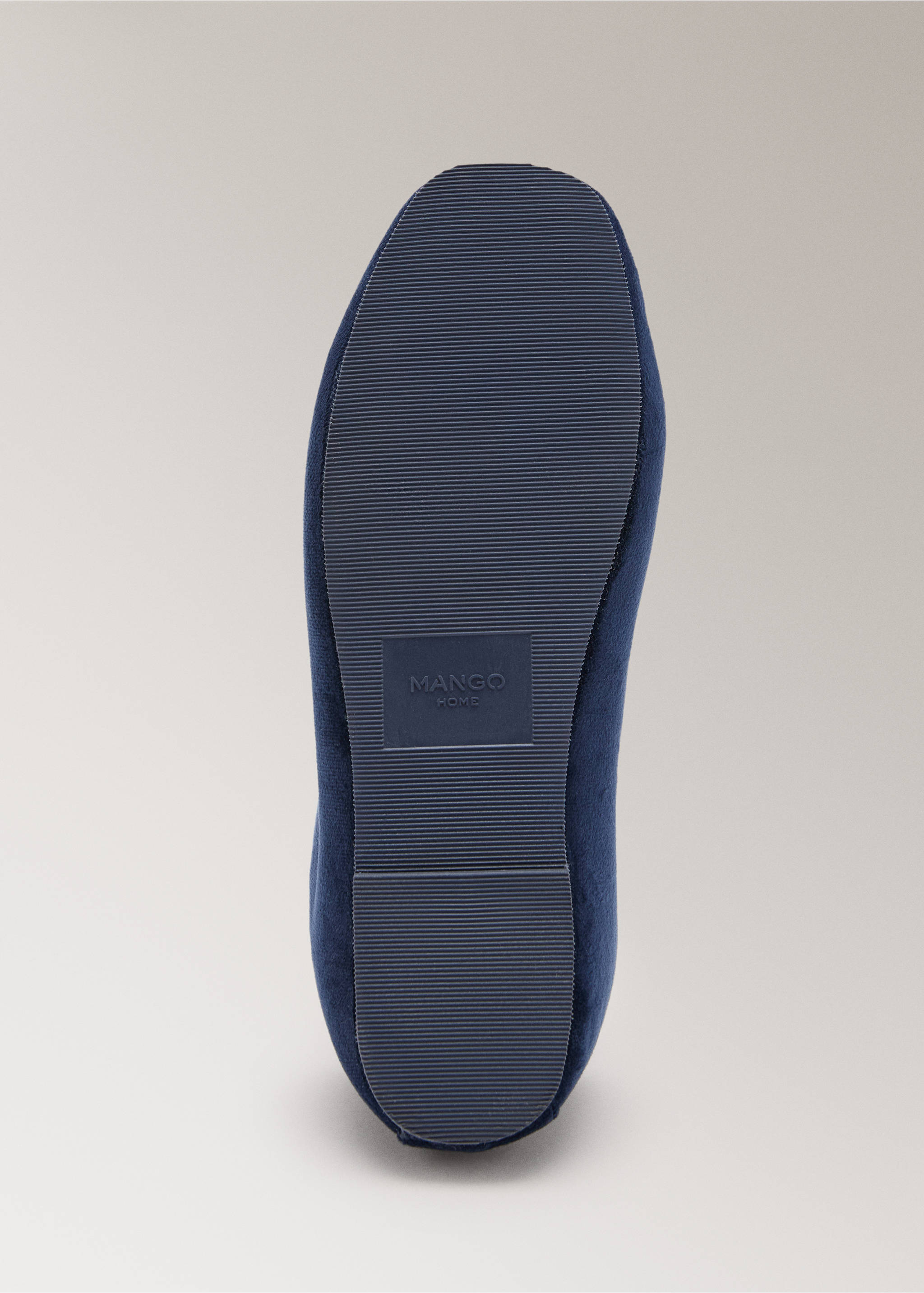 Velour slippers with piping - Details of the article 3, Night Blue. Ref: 17014107-00.