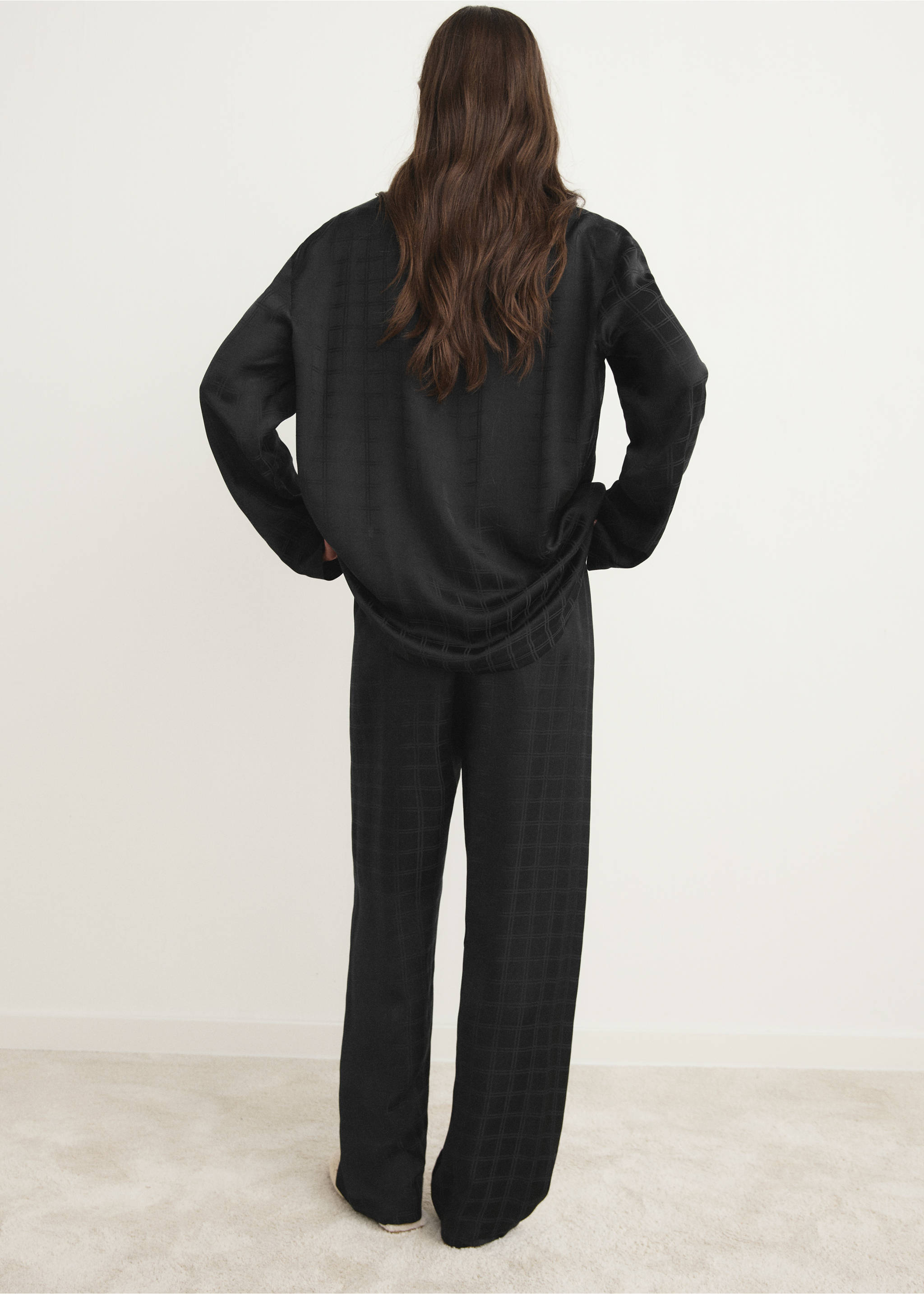 Pantalon pyjama carreaux rayonne - Verso de l’article, Noir. Ref: 17014111-00.