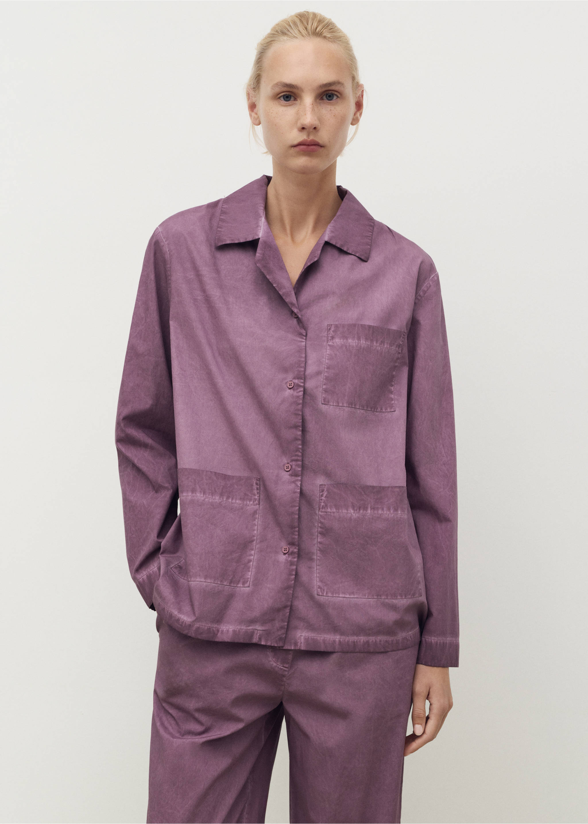 Chemise coton garment-dyed - Détail de l'article 1, Prune. Ref: 17014112-00.