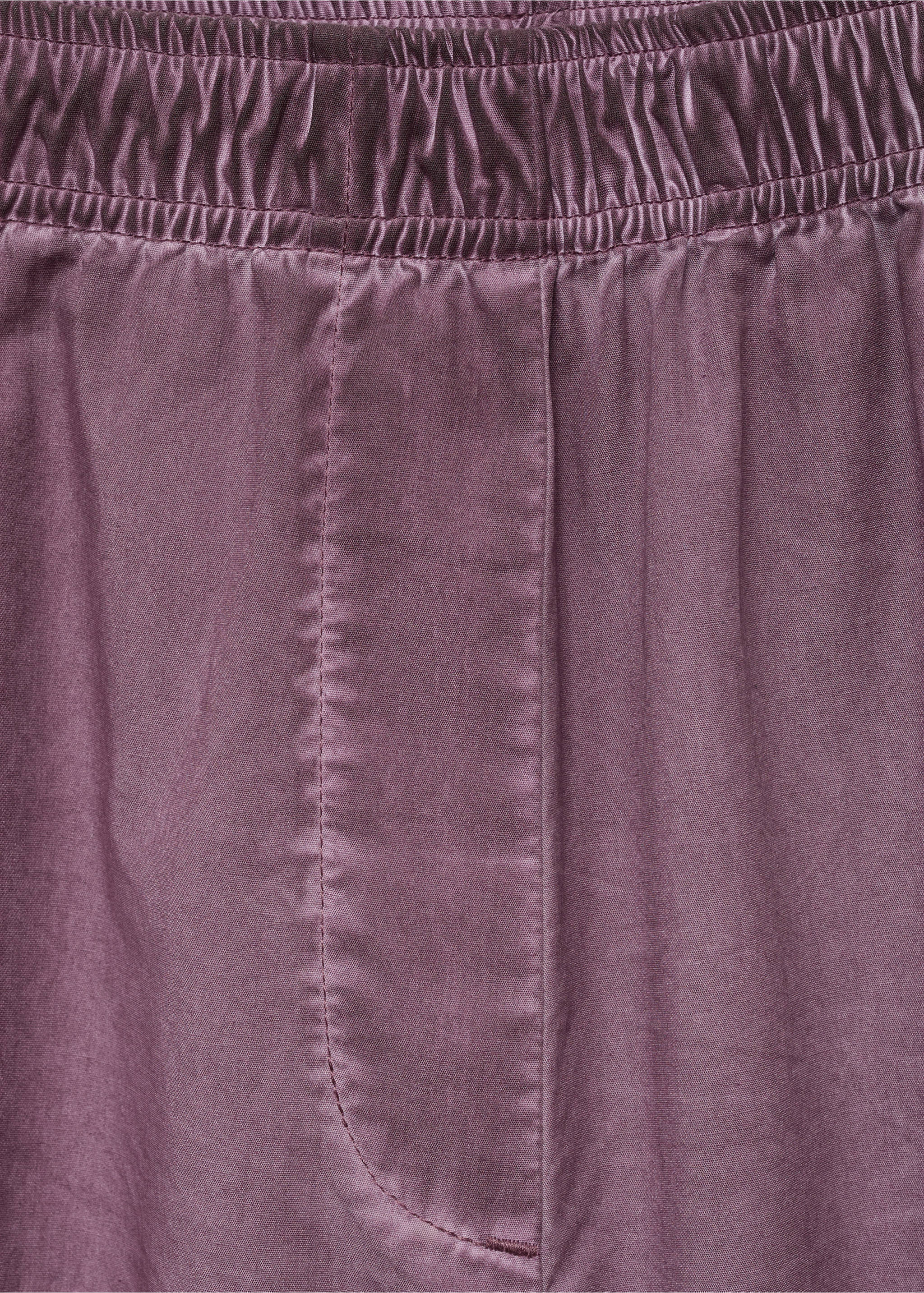 Chemise coton garment-dyed - Détail de l'article 8, Prune. Ref: 17014112-00.
