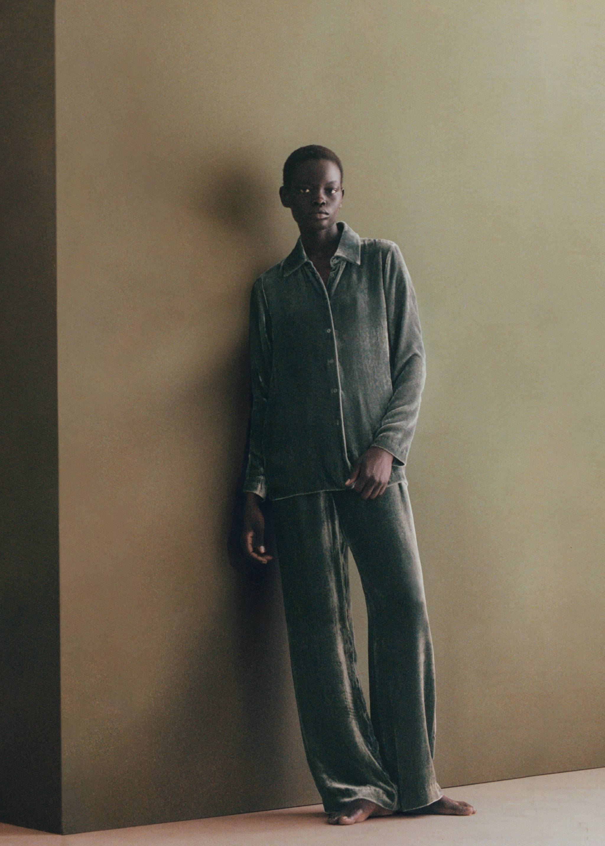 Silk velvet trousers - Details of the article 6