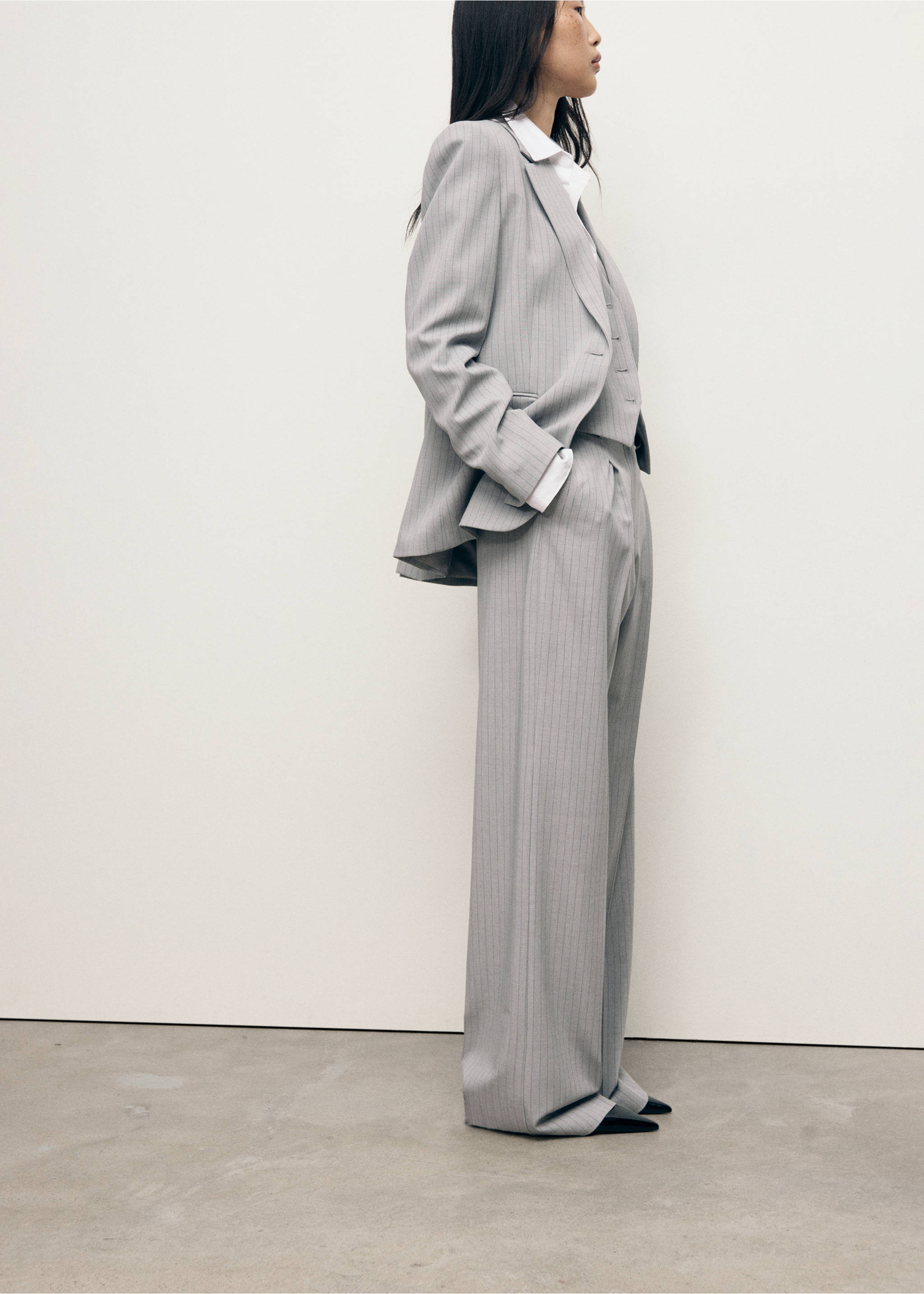 Pinstripe suit trousers - Details of the article 3, Grey. Ref: 17014121-00.