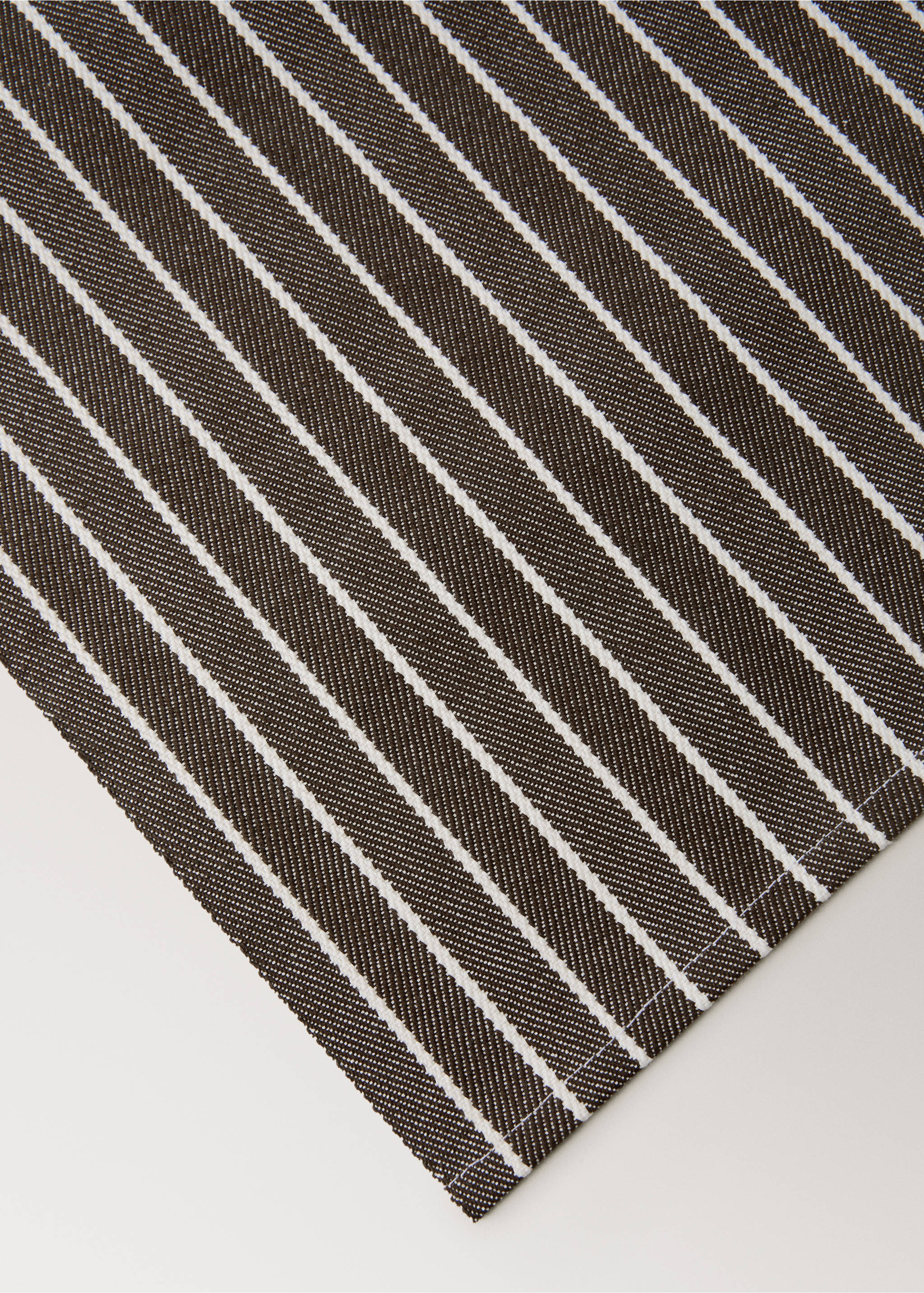 Cotton striped placemats - Details of the article 1, Brown. Ref: 17014129-00.
