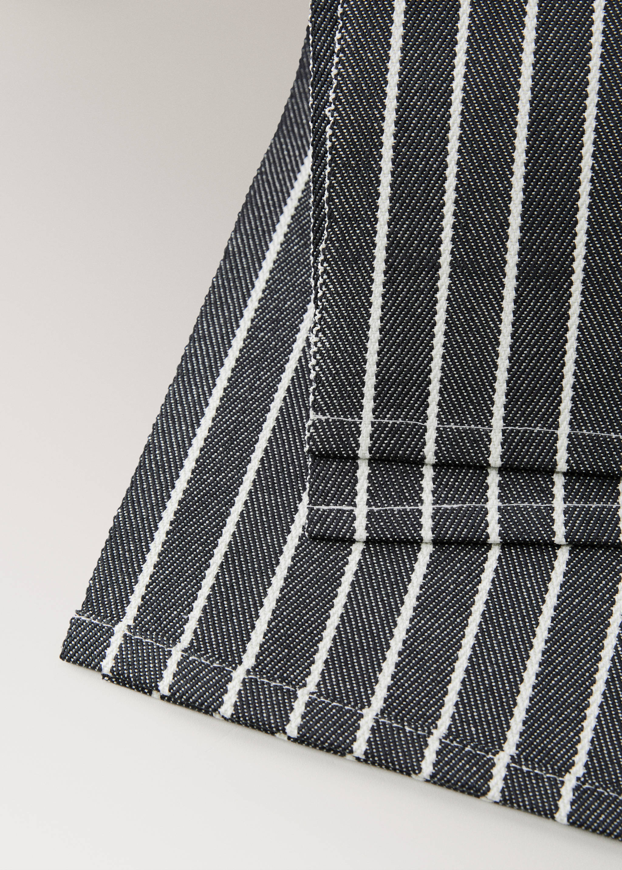 Cotton striped placemats - Details of the article 2