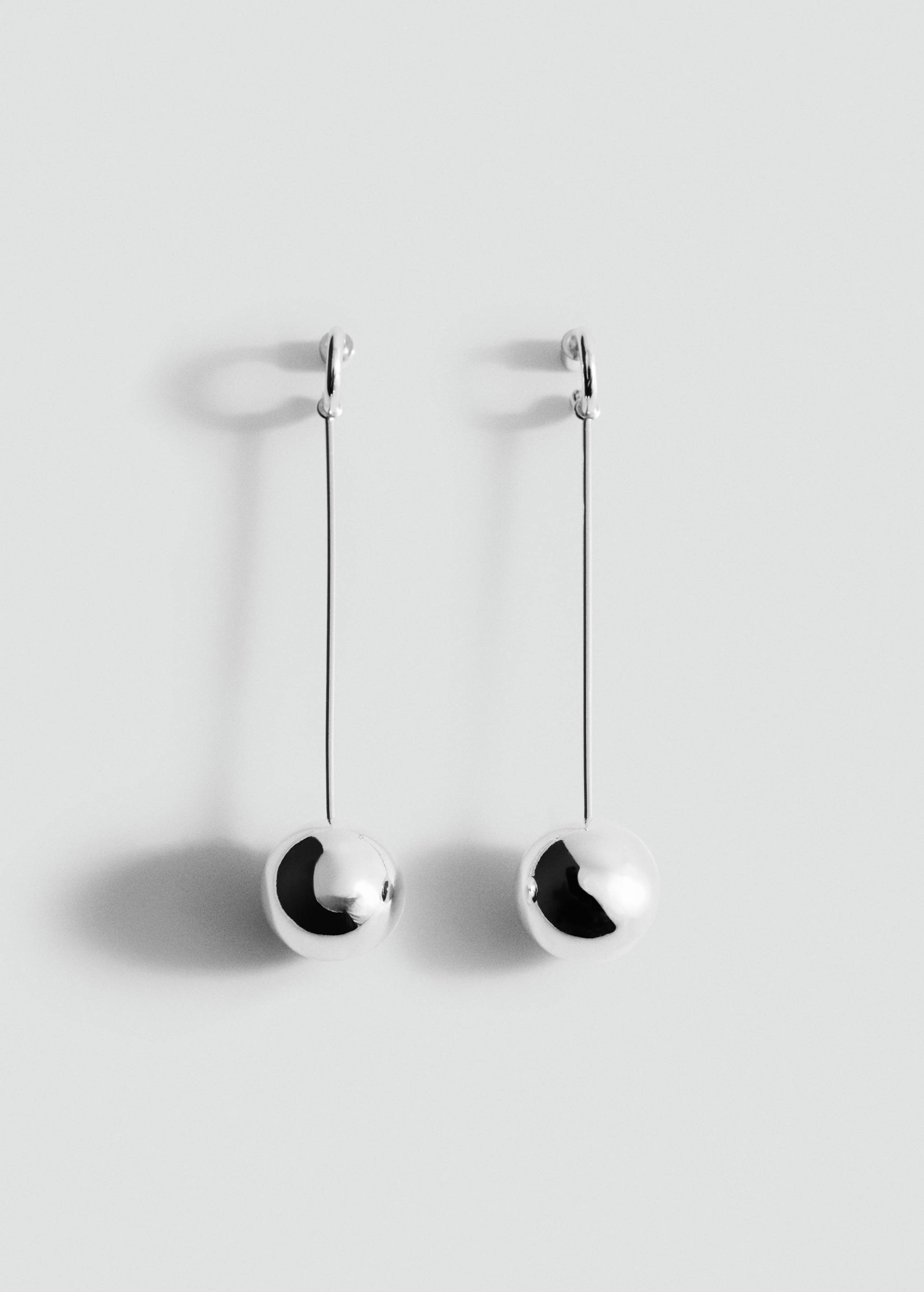 Boucles d'oreilles longues sphère - Article sans modèle