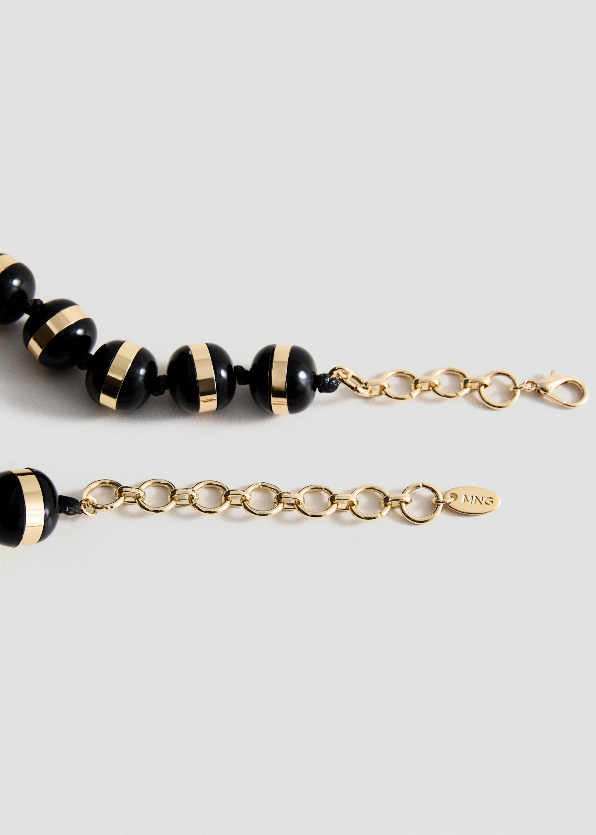 Combined ball necklace - Details of the article 1, Black. Ref: 17014137-00.