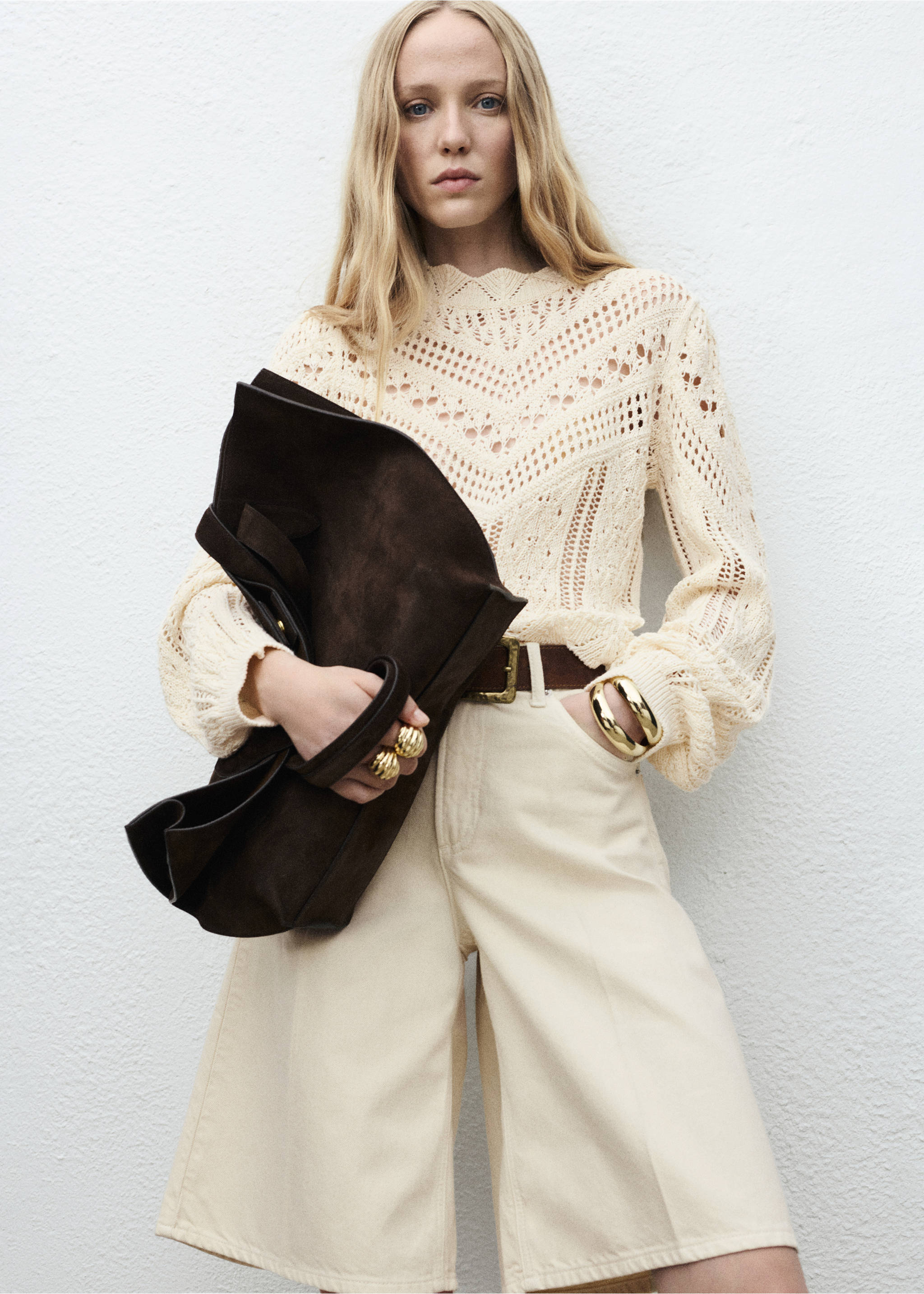 Knitted sweater with openwork details - Medium plane, Ecru. Ref: 17014142-00.